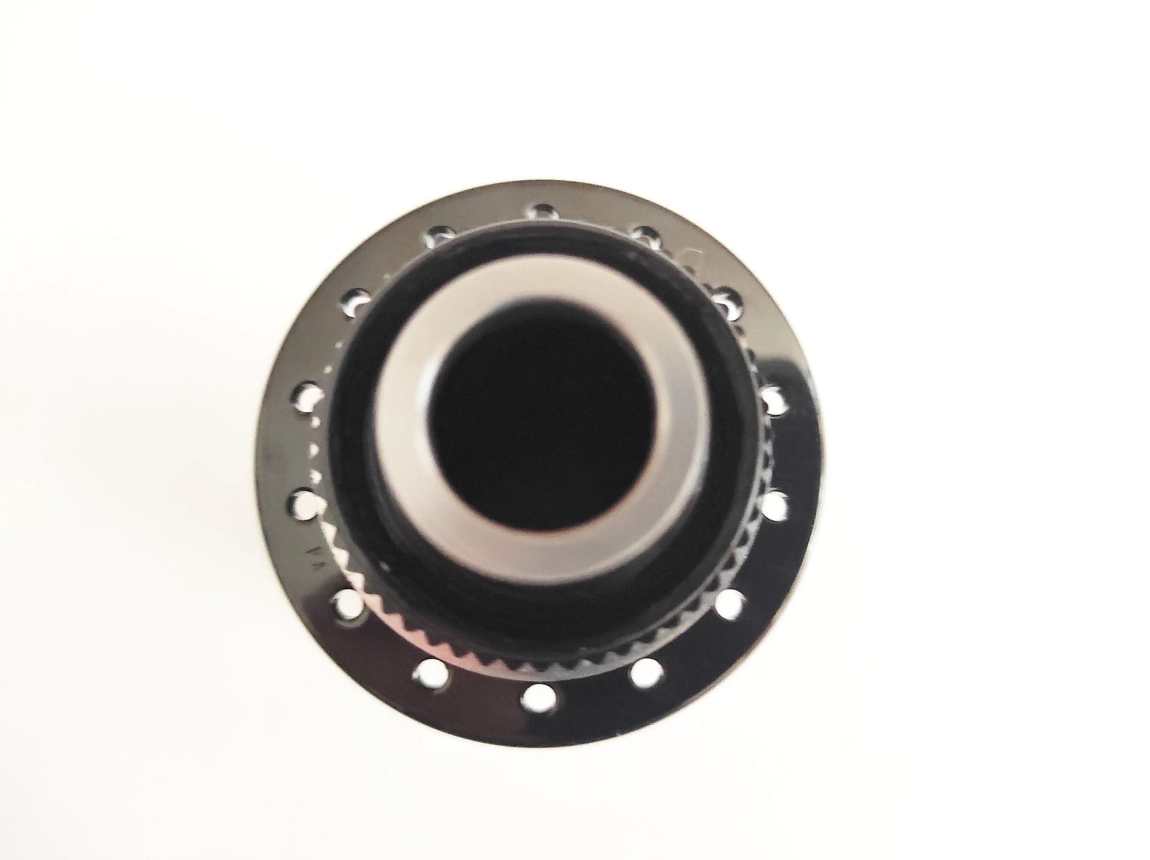 10. Butuc fata Shimano XTR HB-M9010 15x100mm, 28h, disc centerlock nou