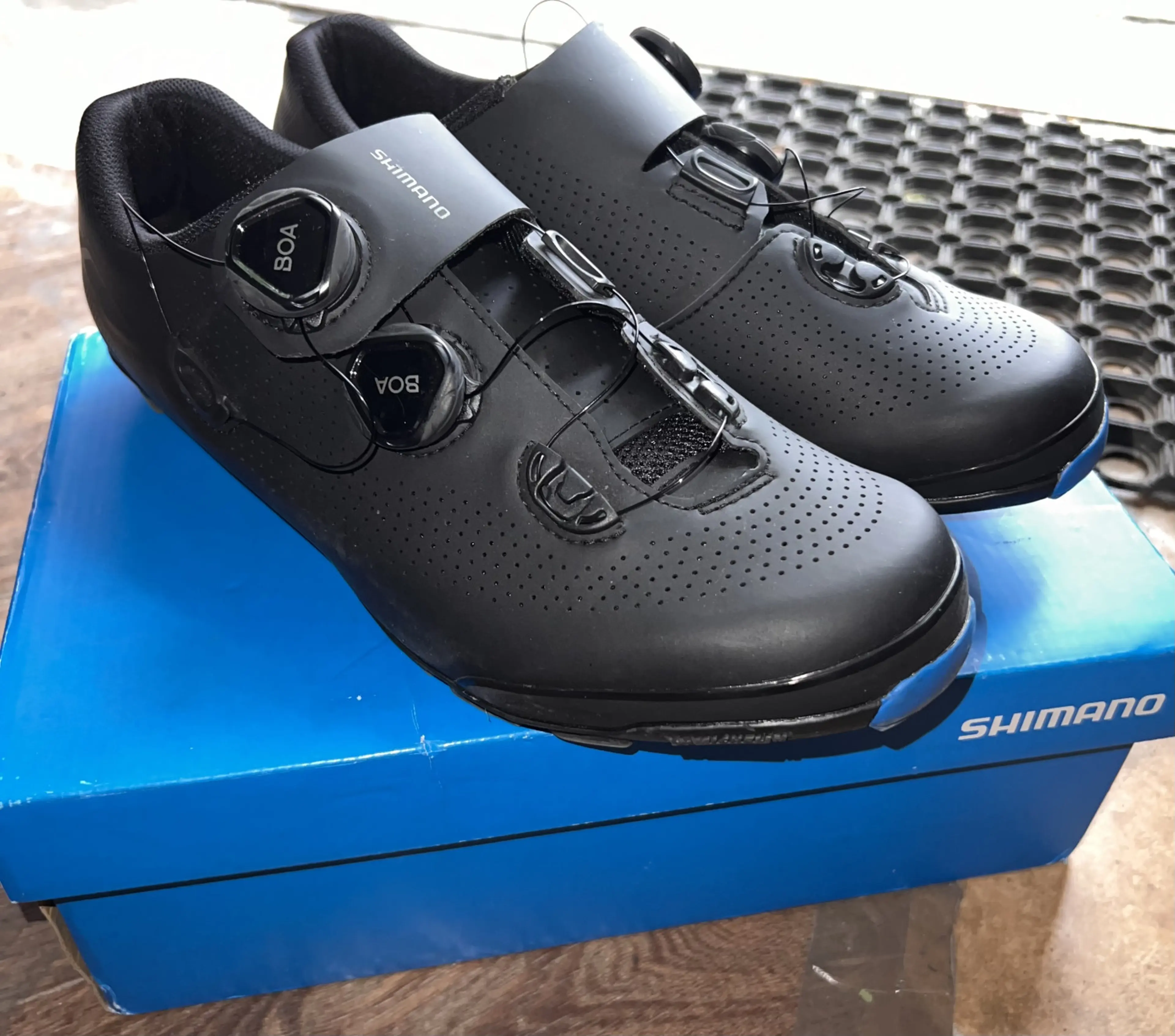 1. Pantofi/ghete mtb Shimano XC7 + pedale Shimano M8000