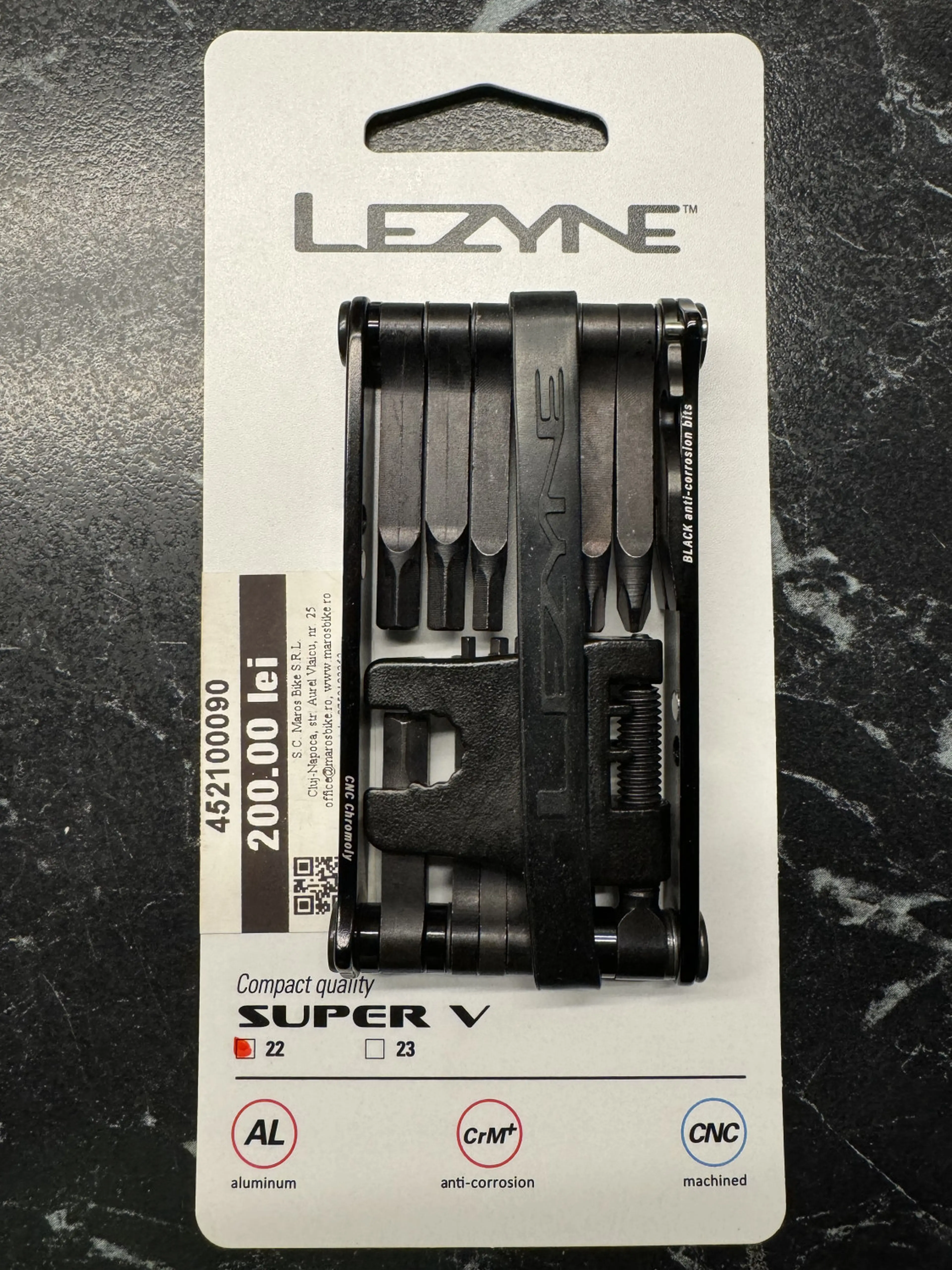 1. Multitool Lezyne Super V22 anodizat negru - nou