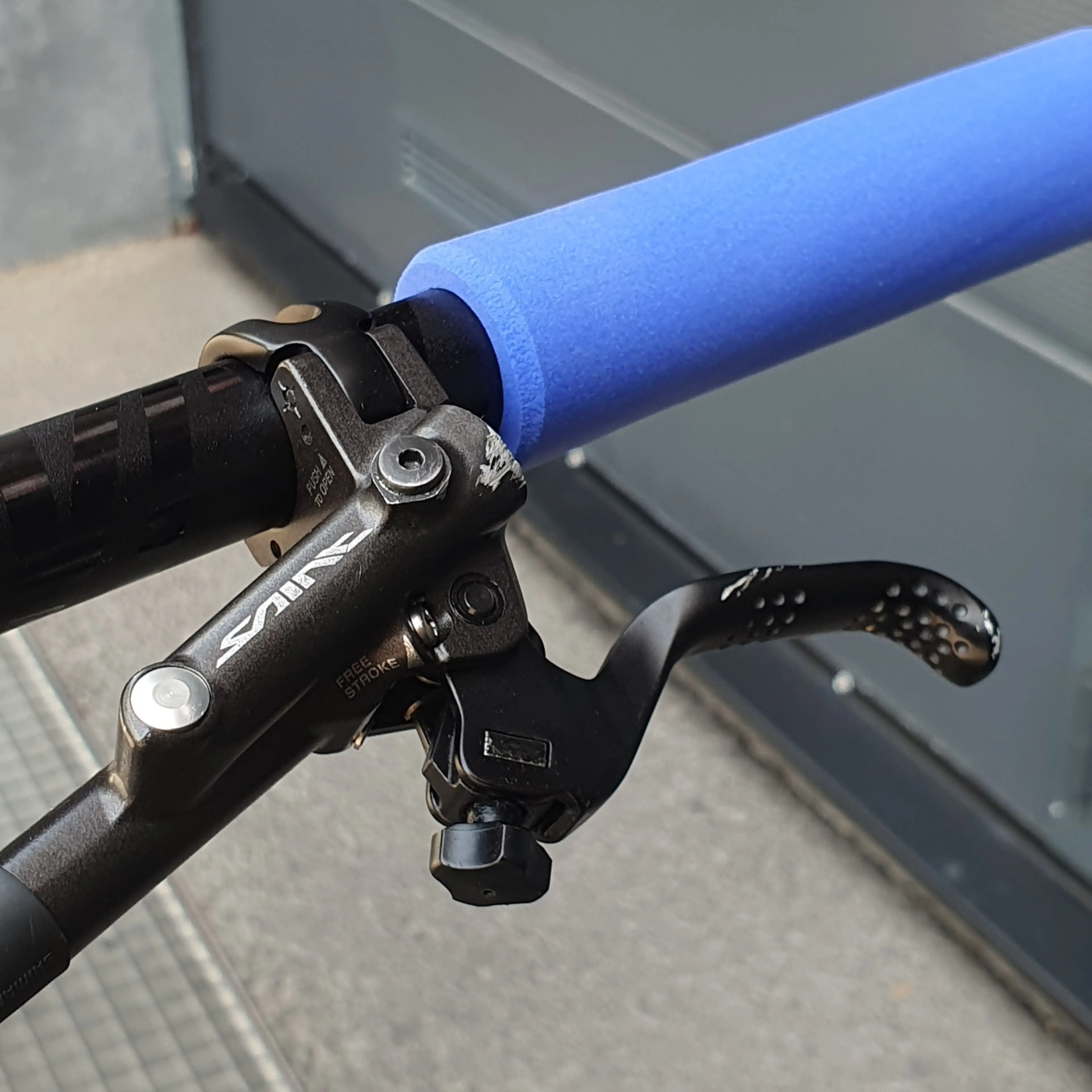 11. Bicicleta Mondraker Summum Carbon RR MX 2022