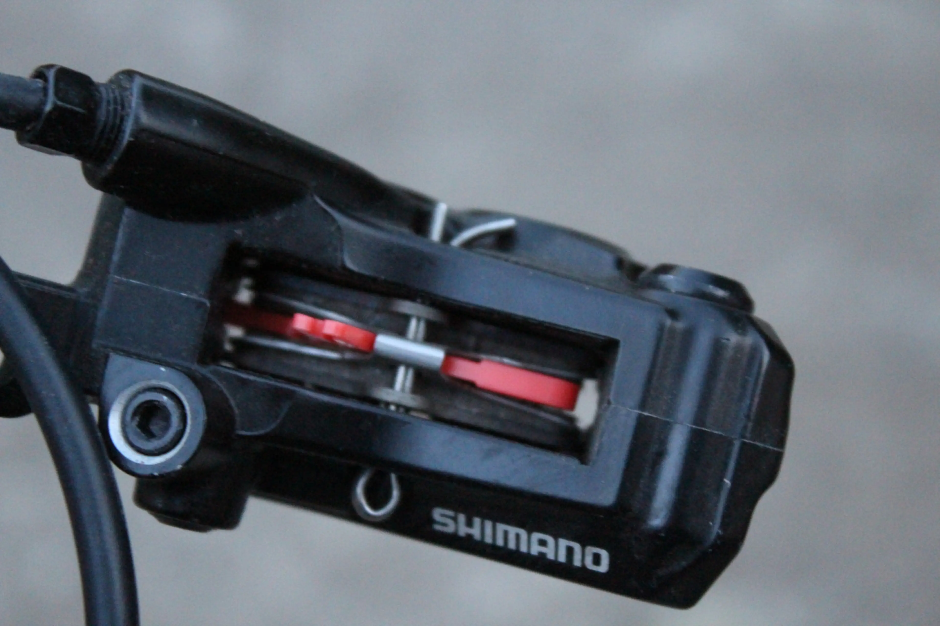 6. Shimano BR-MT420 set complet frana disc MTB 4 piston