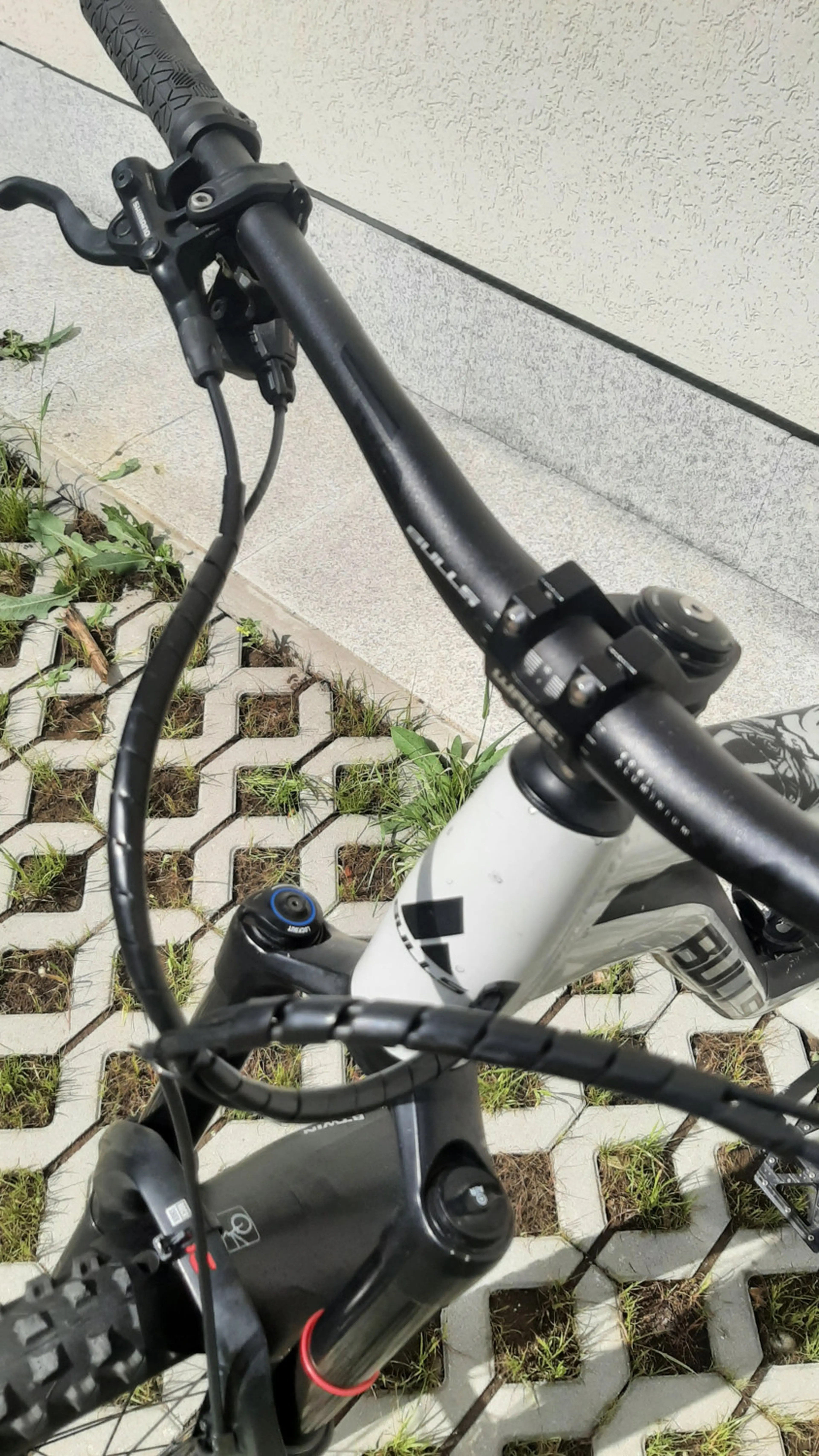 10. Bicicleta MTB M-L Bulls Copperhead FSX 2022