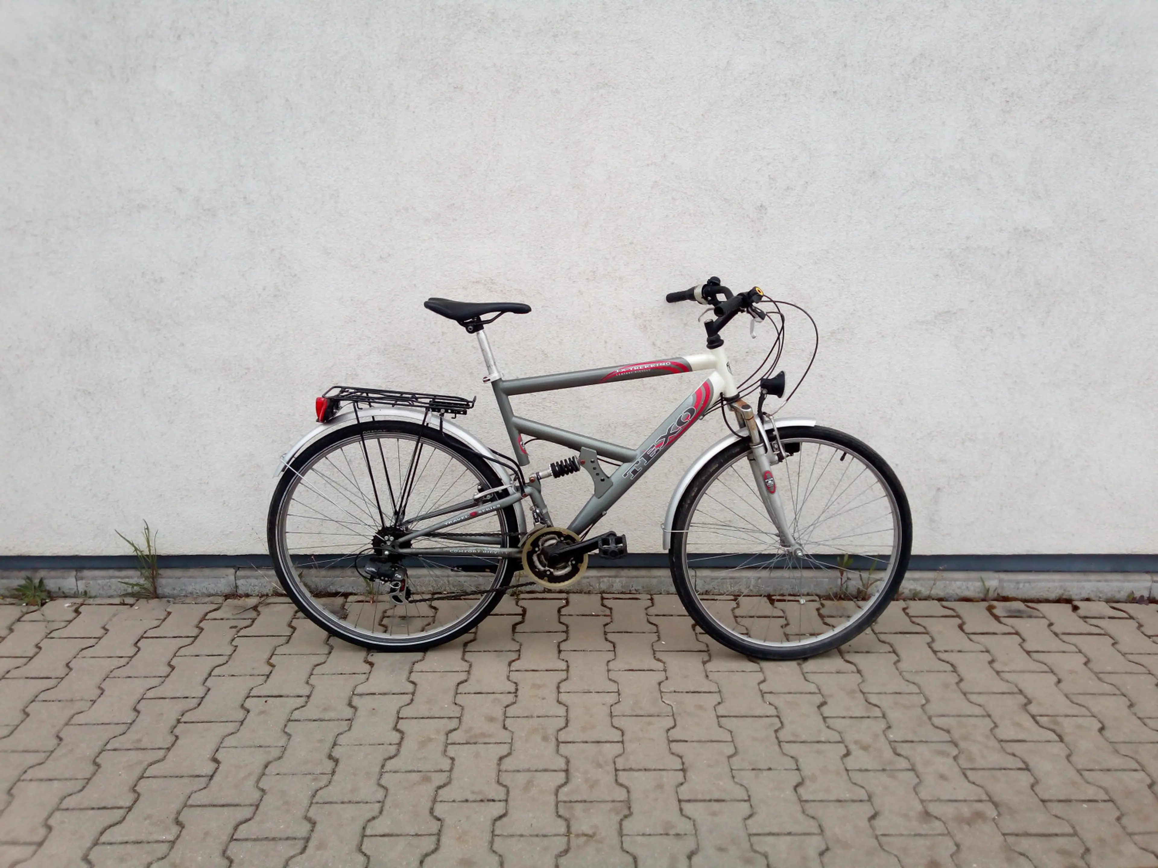 Image Bicicleta confortabila de oras roti 28"