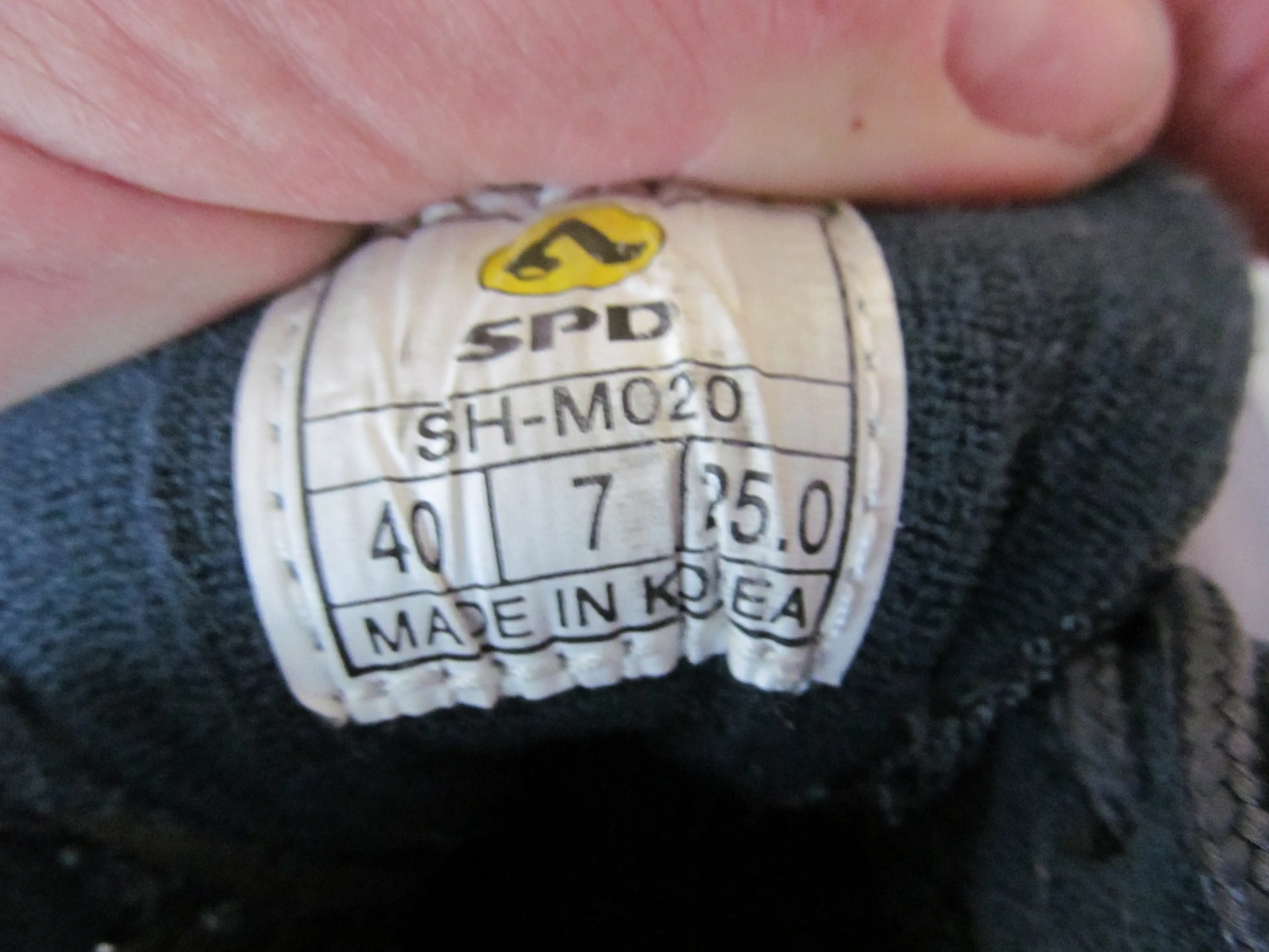 3. Pantofi Shimano SH-M020 nr 40, 25 cm