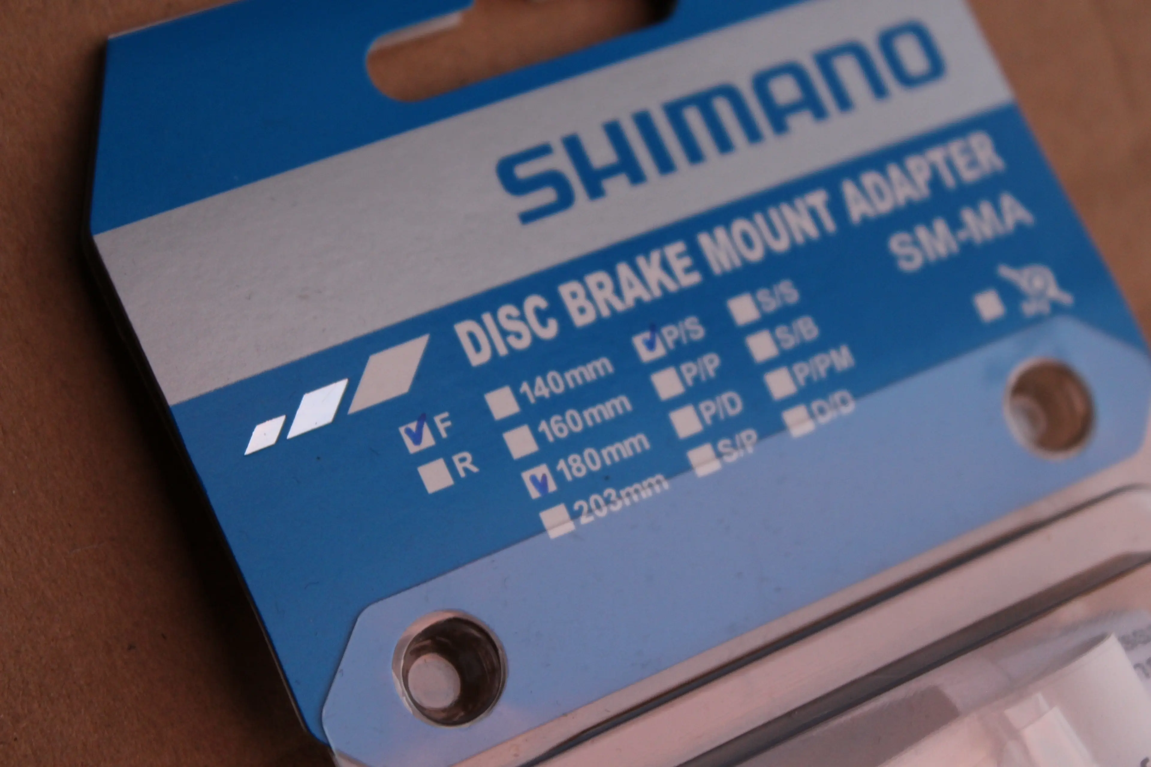 2. Adaptor Shimano fata SM-MA-F180P/S sau 160mm spate