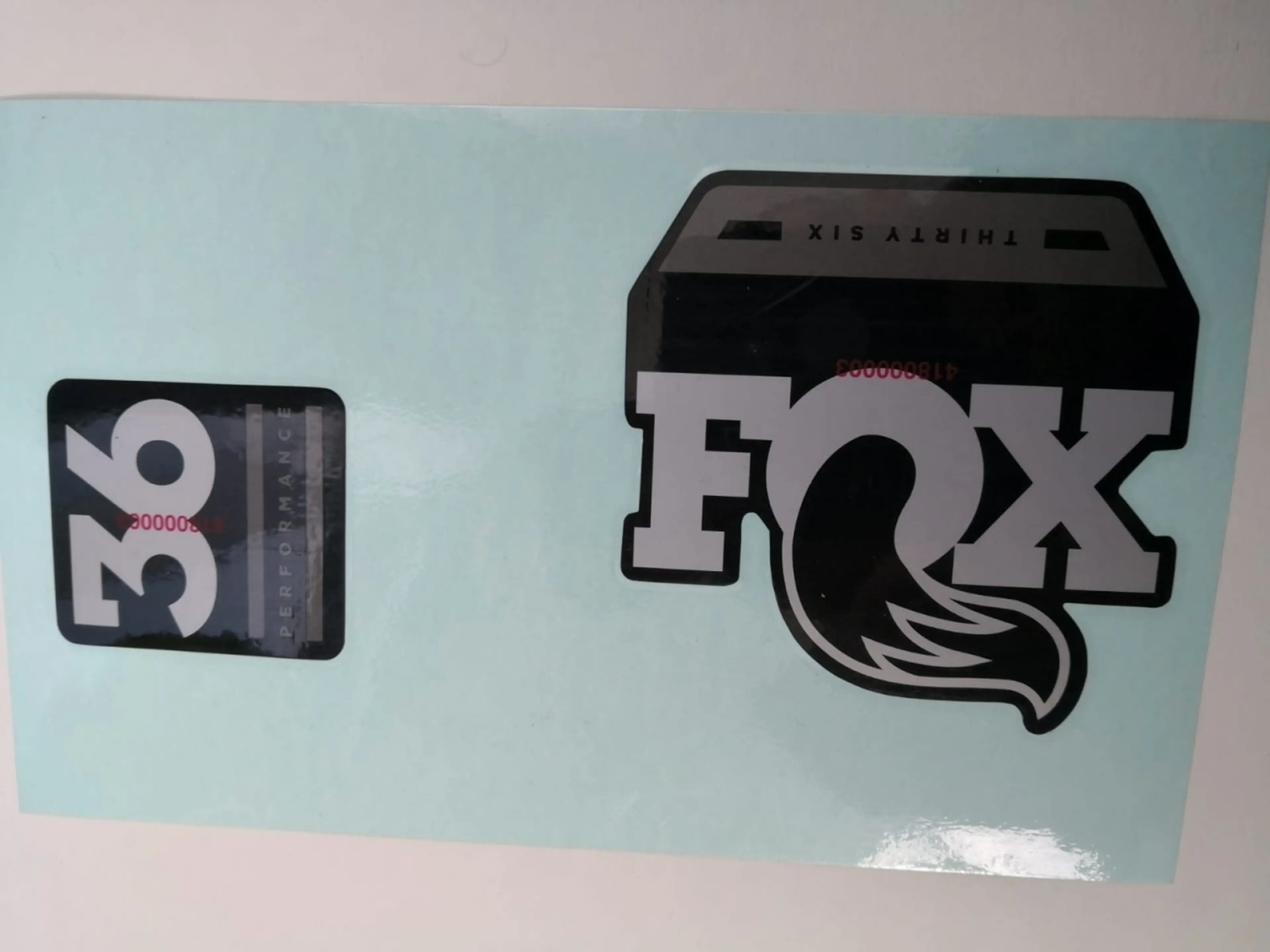 1. Set stikere Fox 34/36 Float