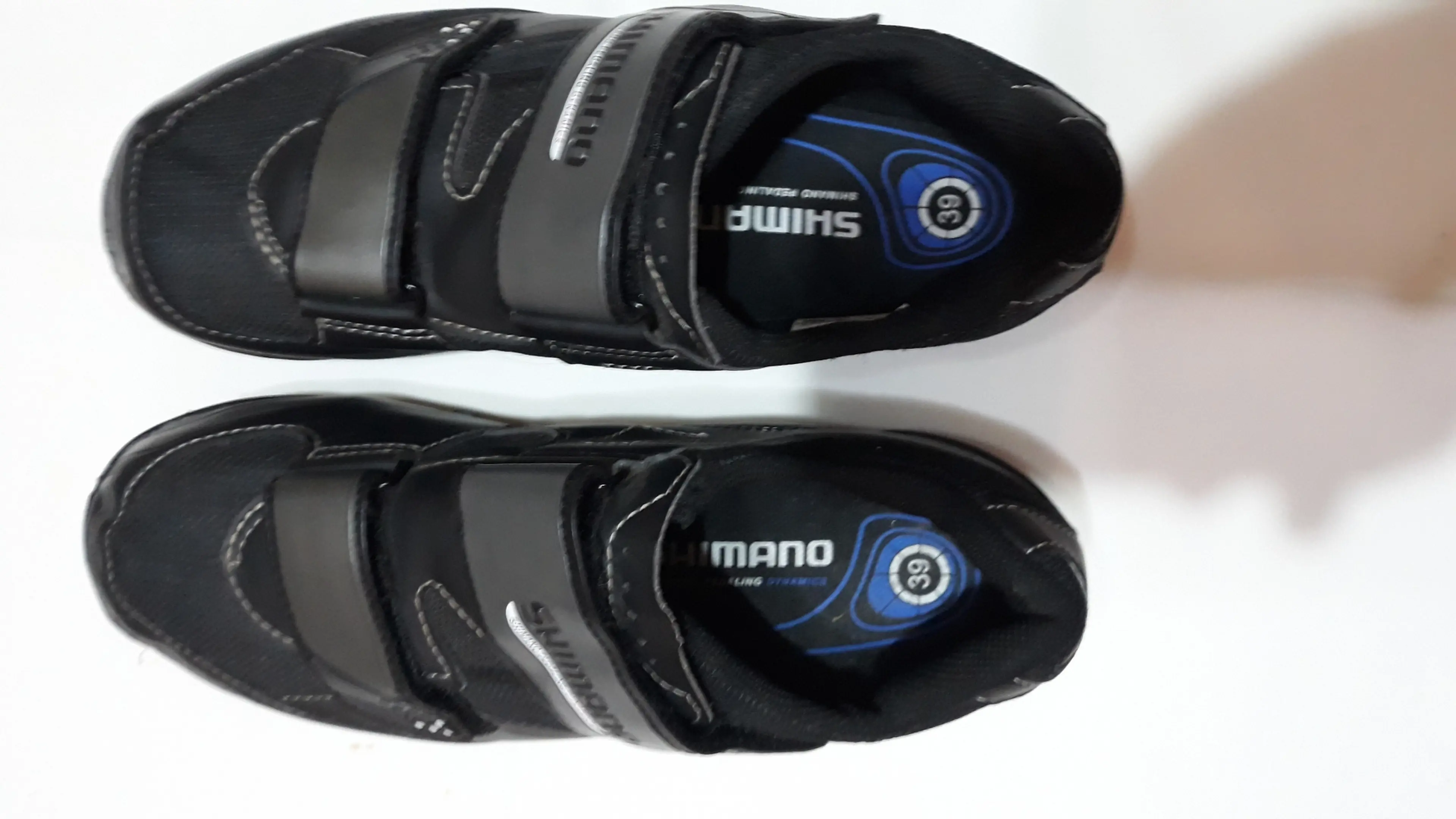 1. Pantofi Shimano SPD cu placute marimea 39