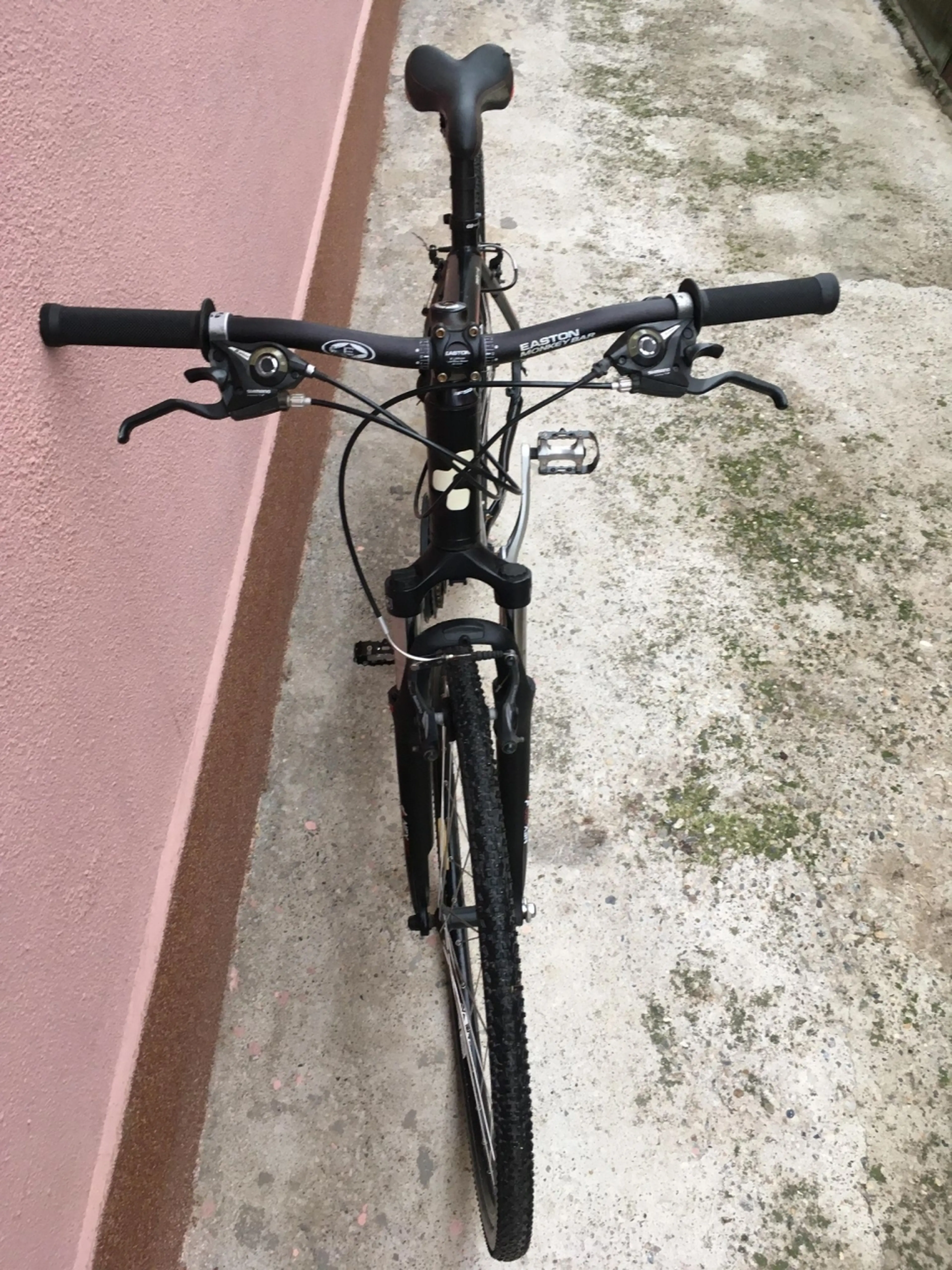 4. Bicicleta CUBE  City bike / Trekking