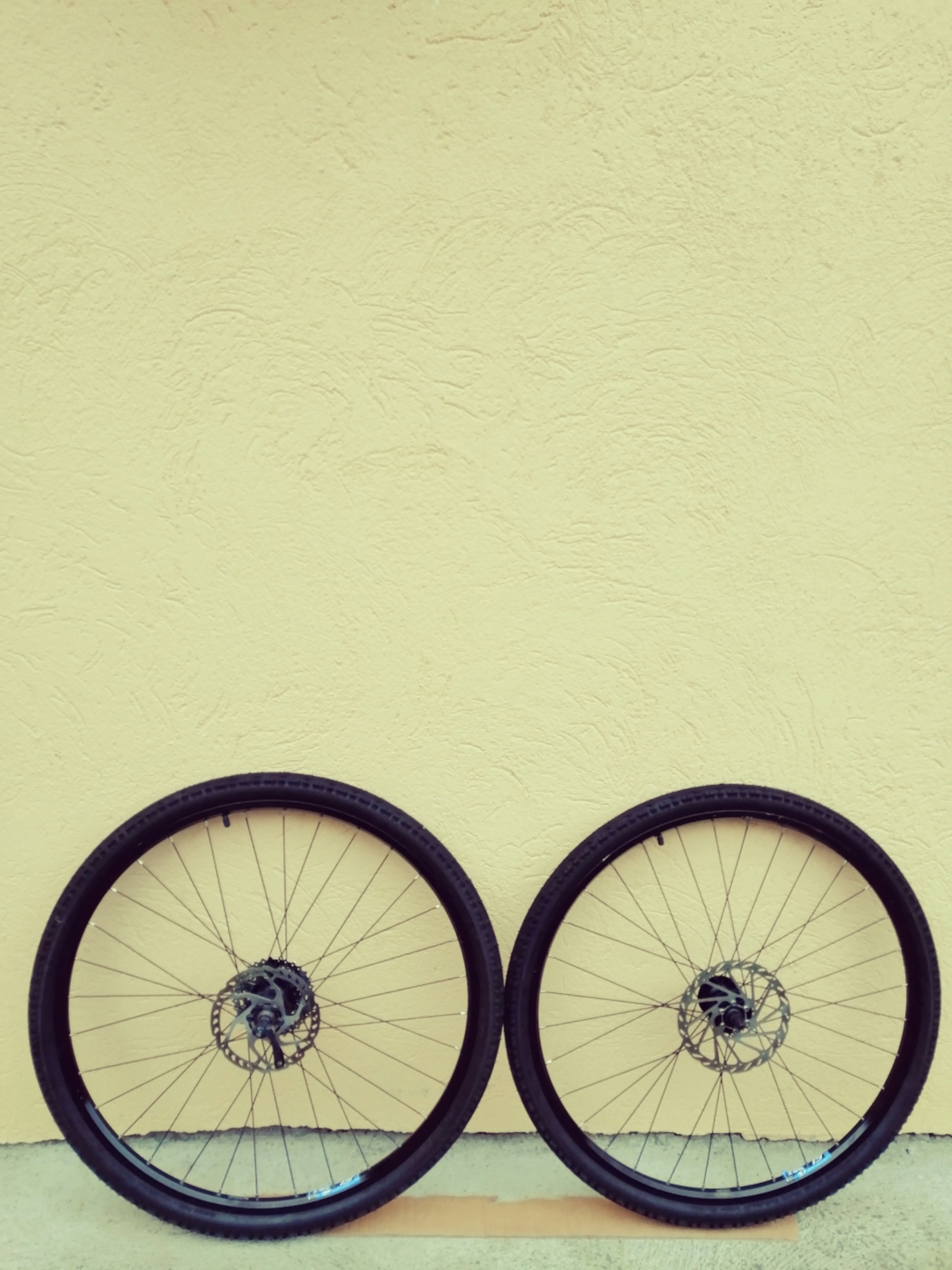 9. Bicicleta Set Roti 28"Inch