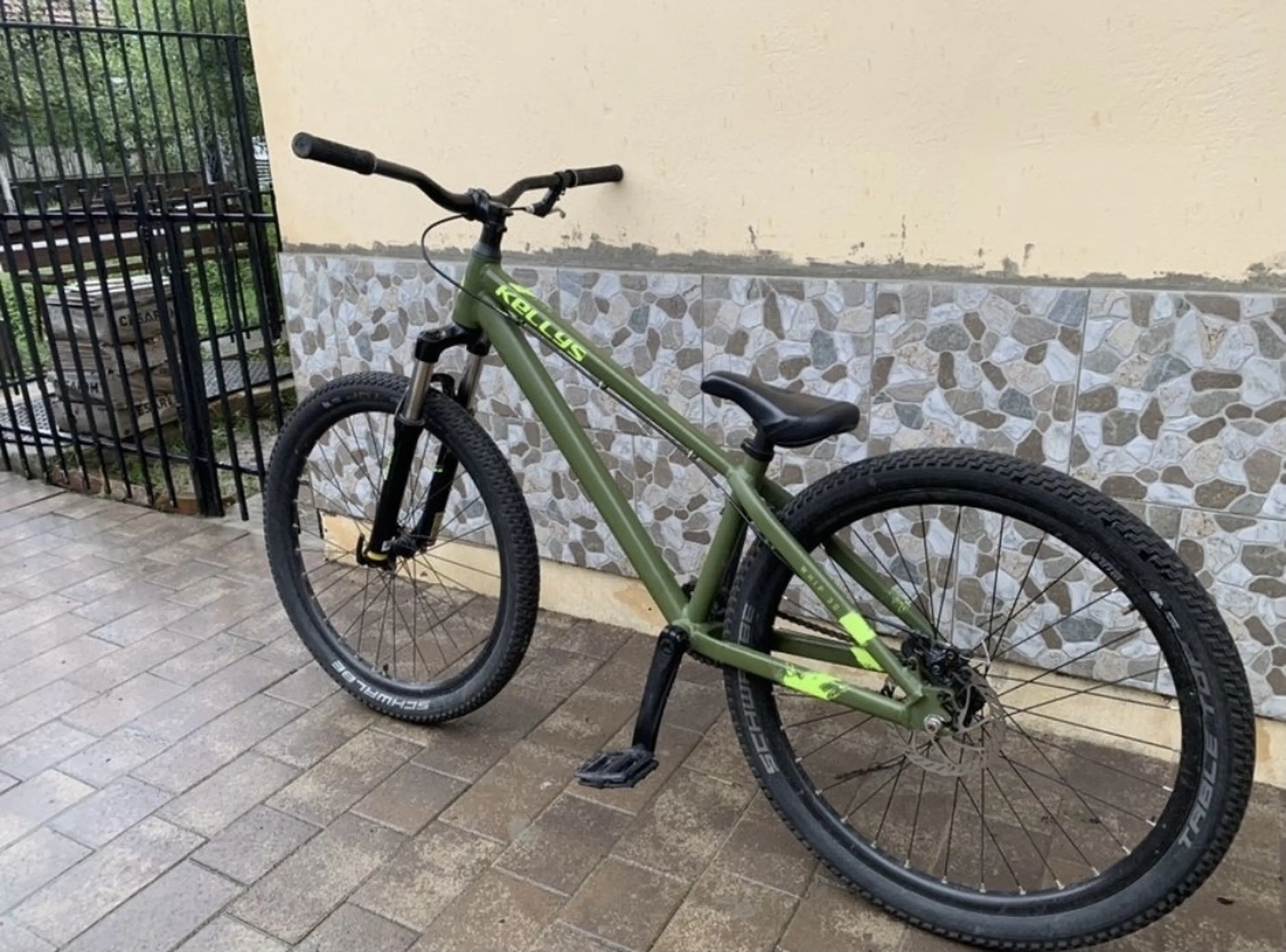 Image Dirt bike kellys whip 30 2020