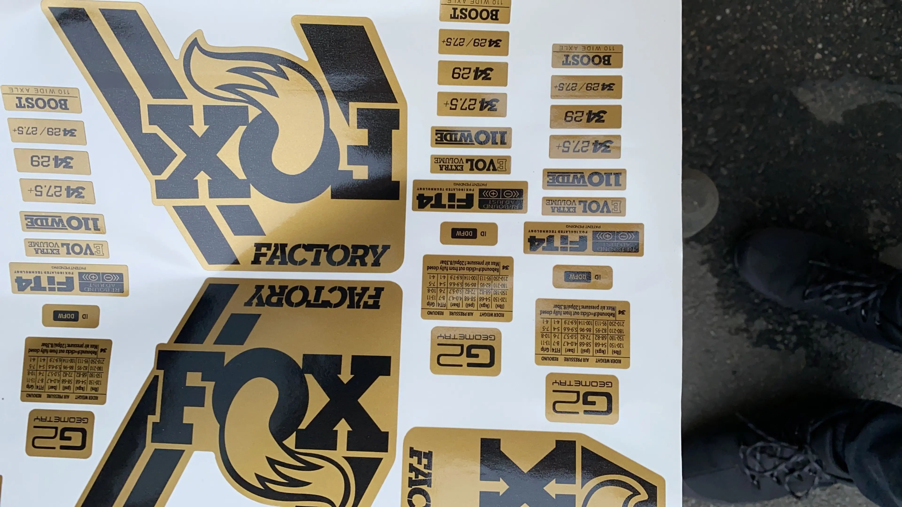 3. Stickere Fox Factory 34 Gold Chrome Custom Made