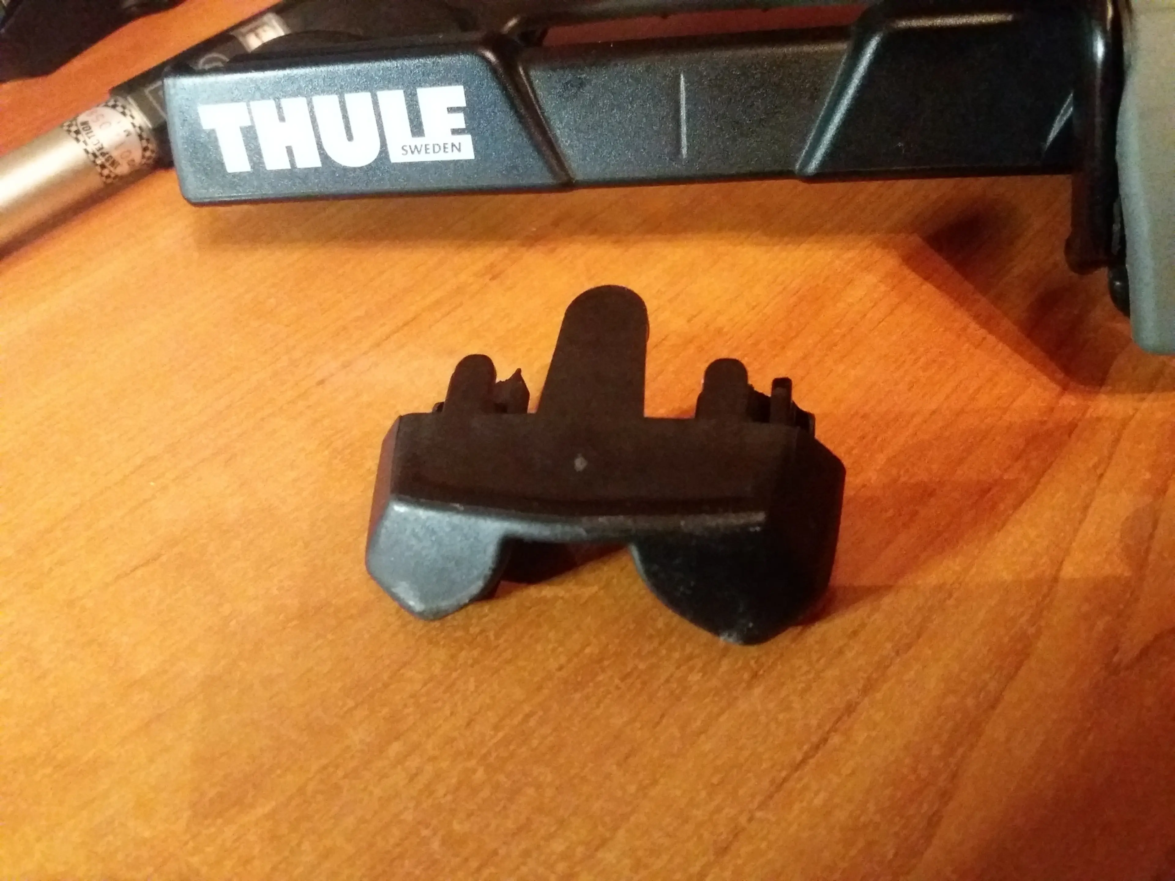 3. Componente suport bicicleta Thule ProRide 598 - talpa si terminatie suport