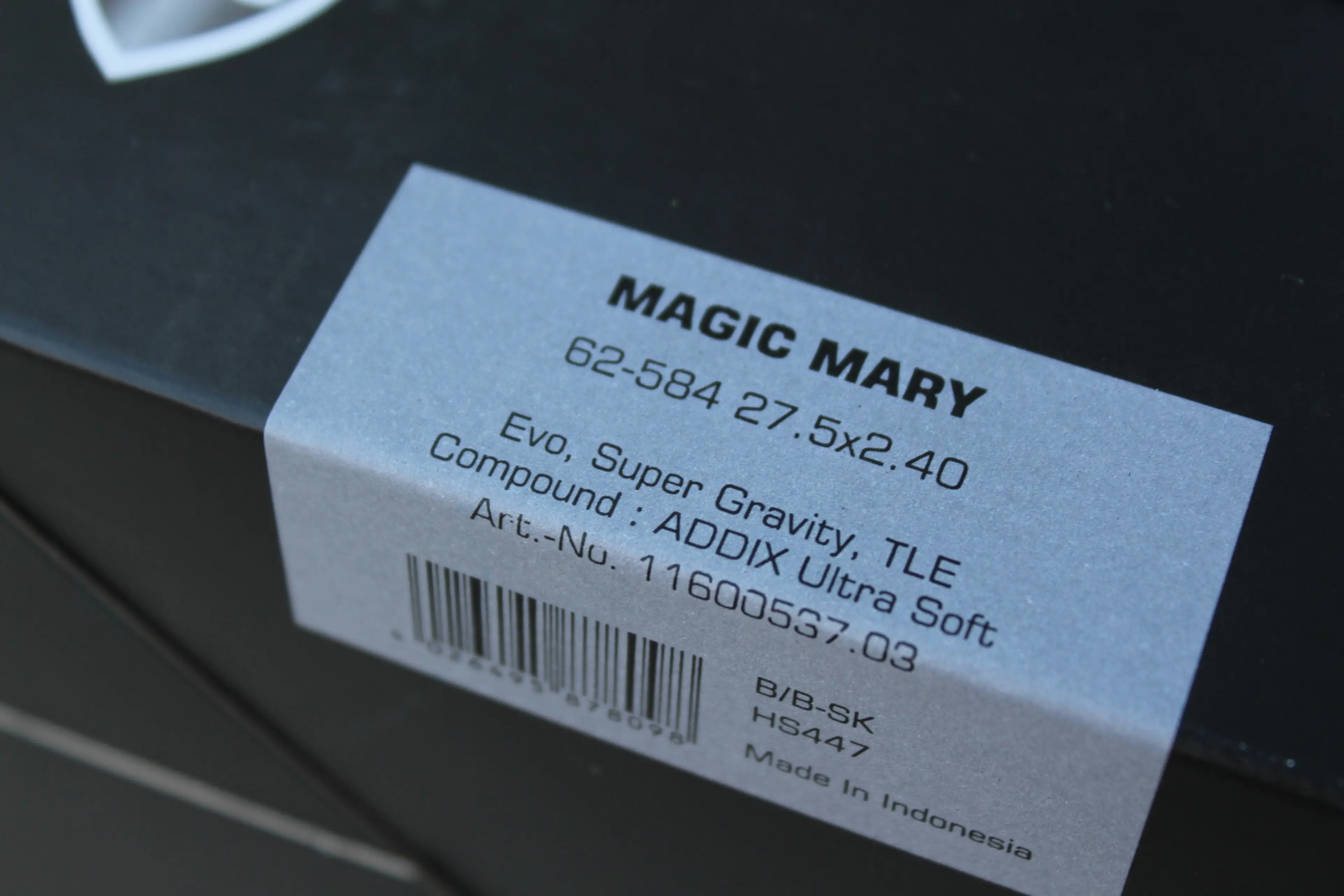 3. Schwalbe Magic Mary Evo 27.5x2.40 Addix Super Gravity DH TL-Easy U-Soft