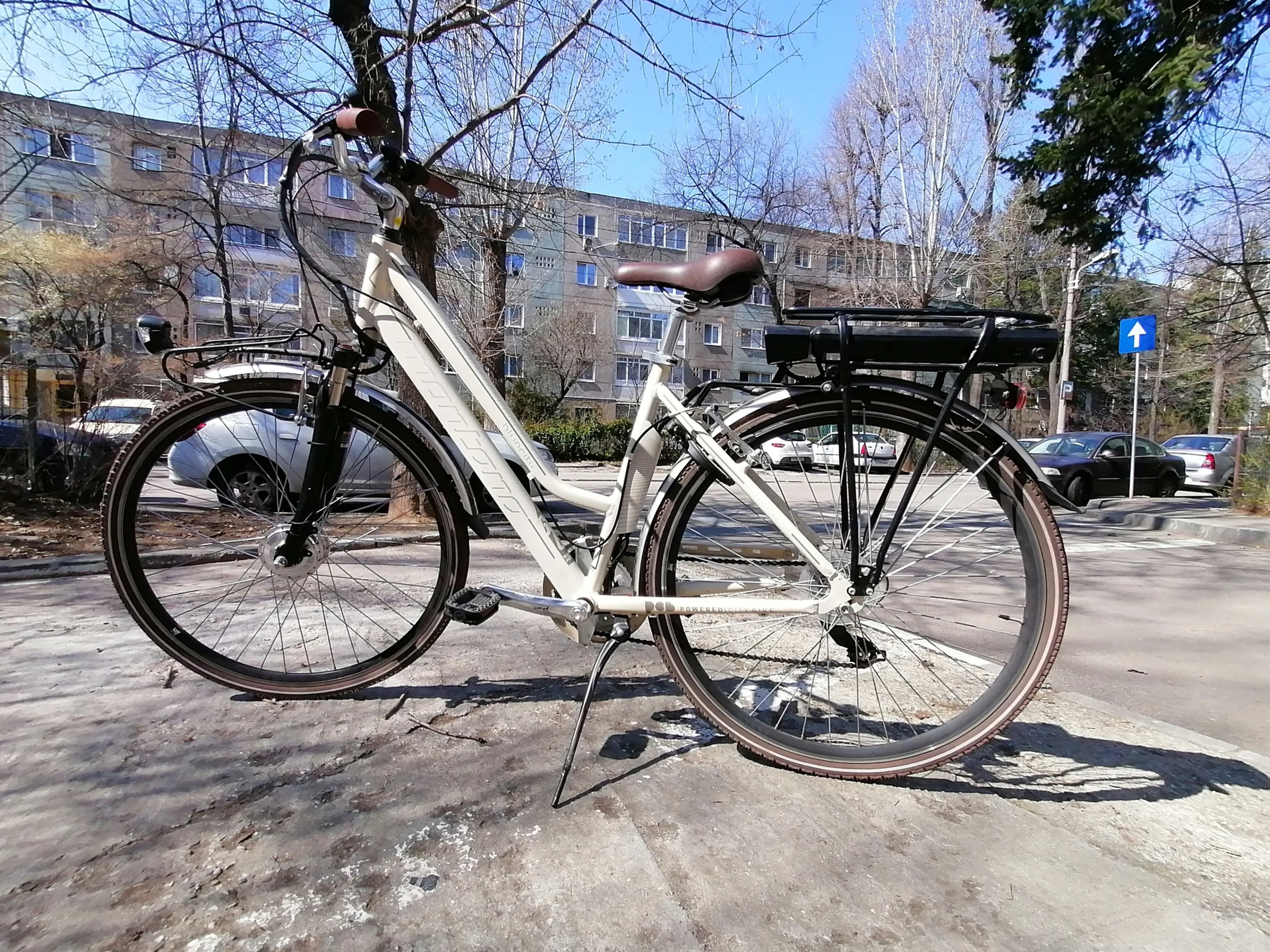 2. Bicicleta electrica Montana E-City (E-bike) Lady 28"