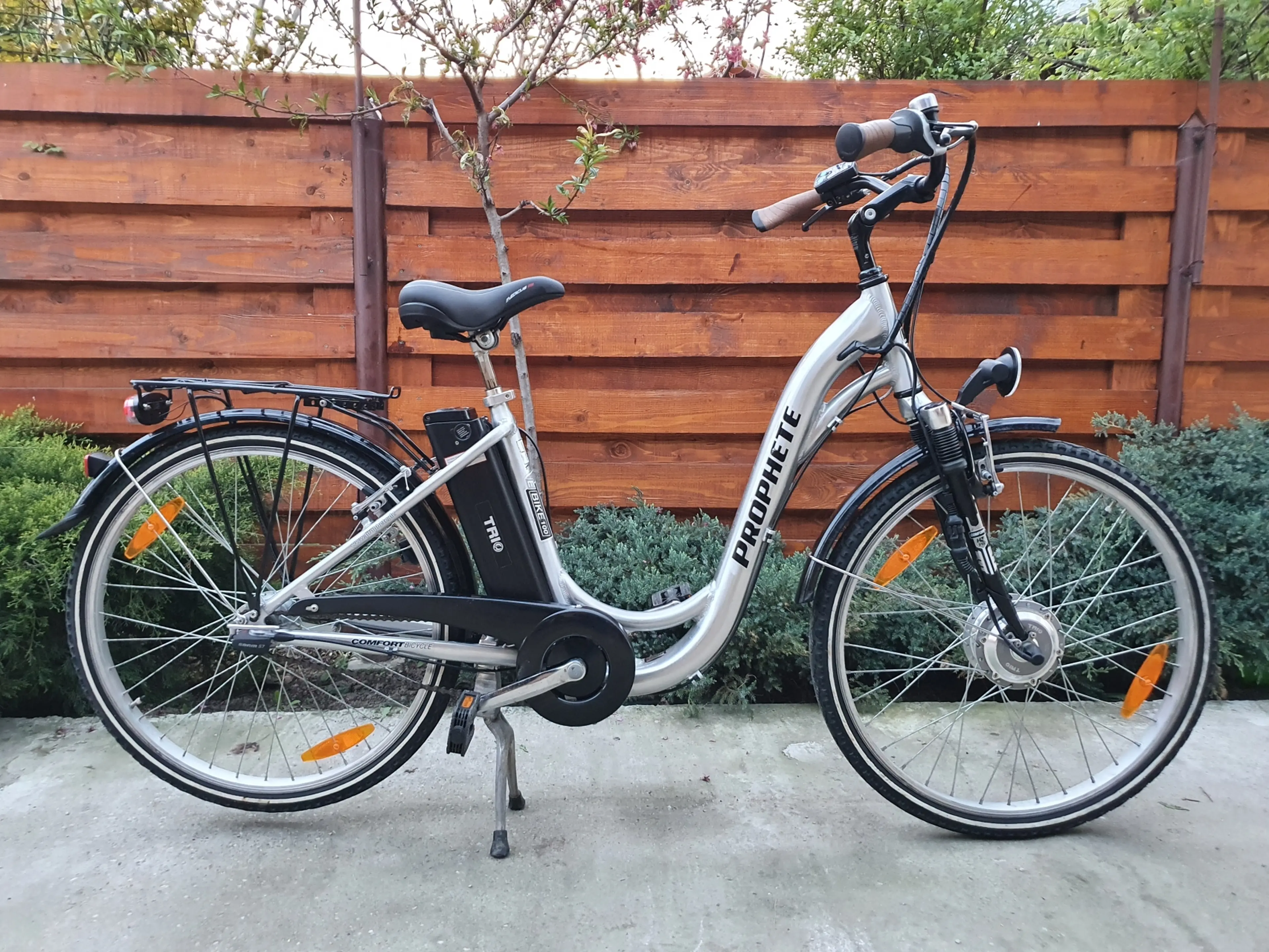 10. Bicicleta electrica Prophete, 250w, 26", litiu, încărcătorul original