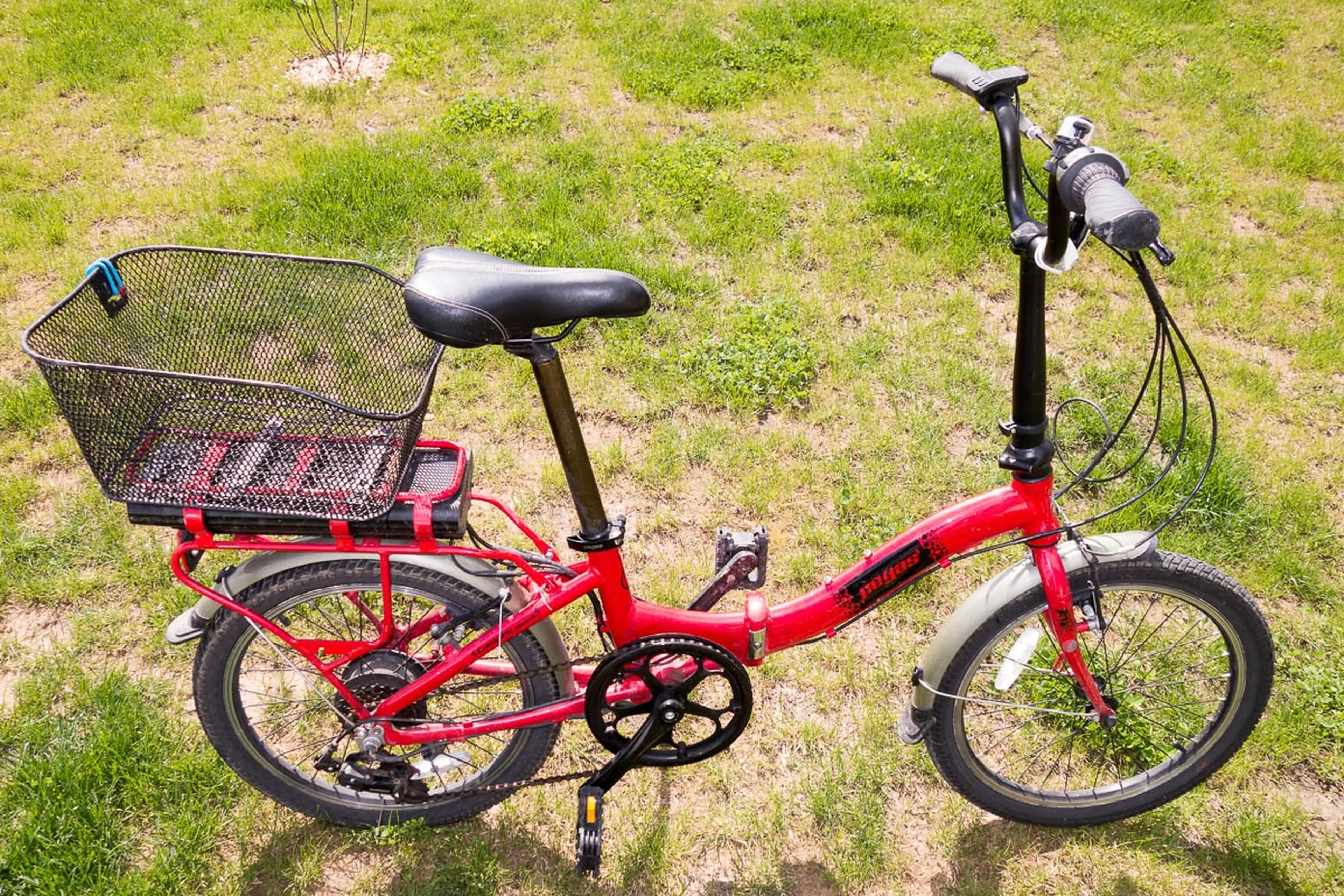 Image Bicicleta electrica pliabila Pegas Camping Dinamic rosu in stare buna