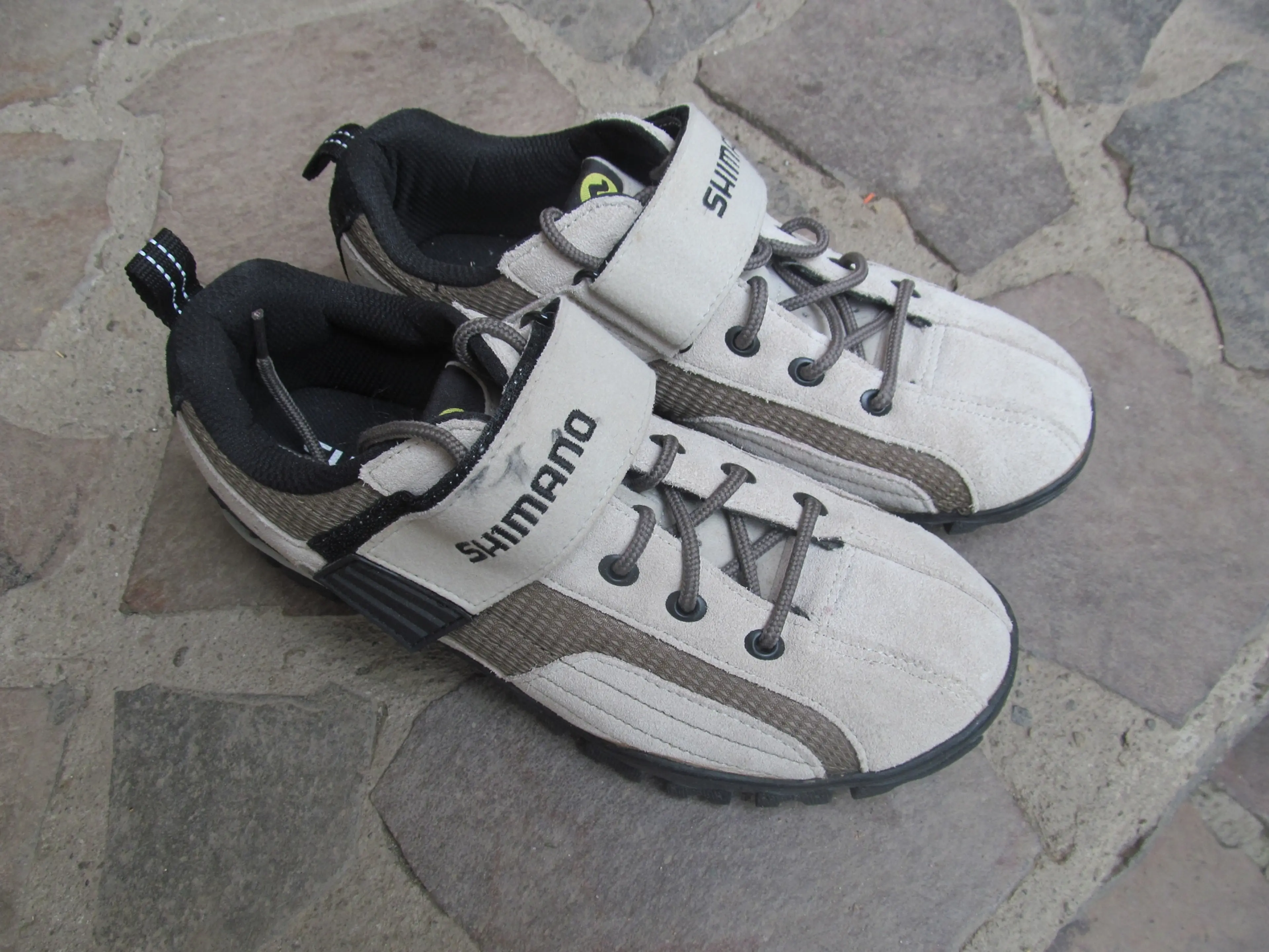 2. Pantofi Shimano SH-MT40WB nr 39, 24.5