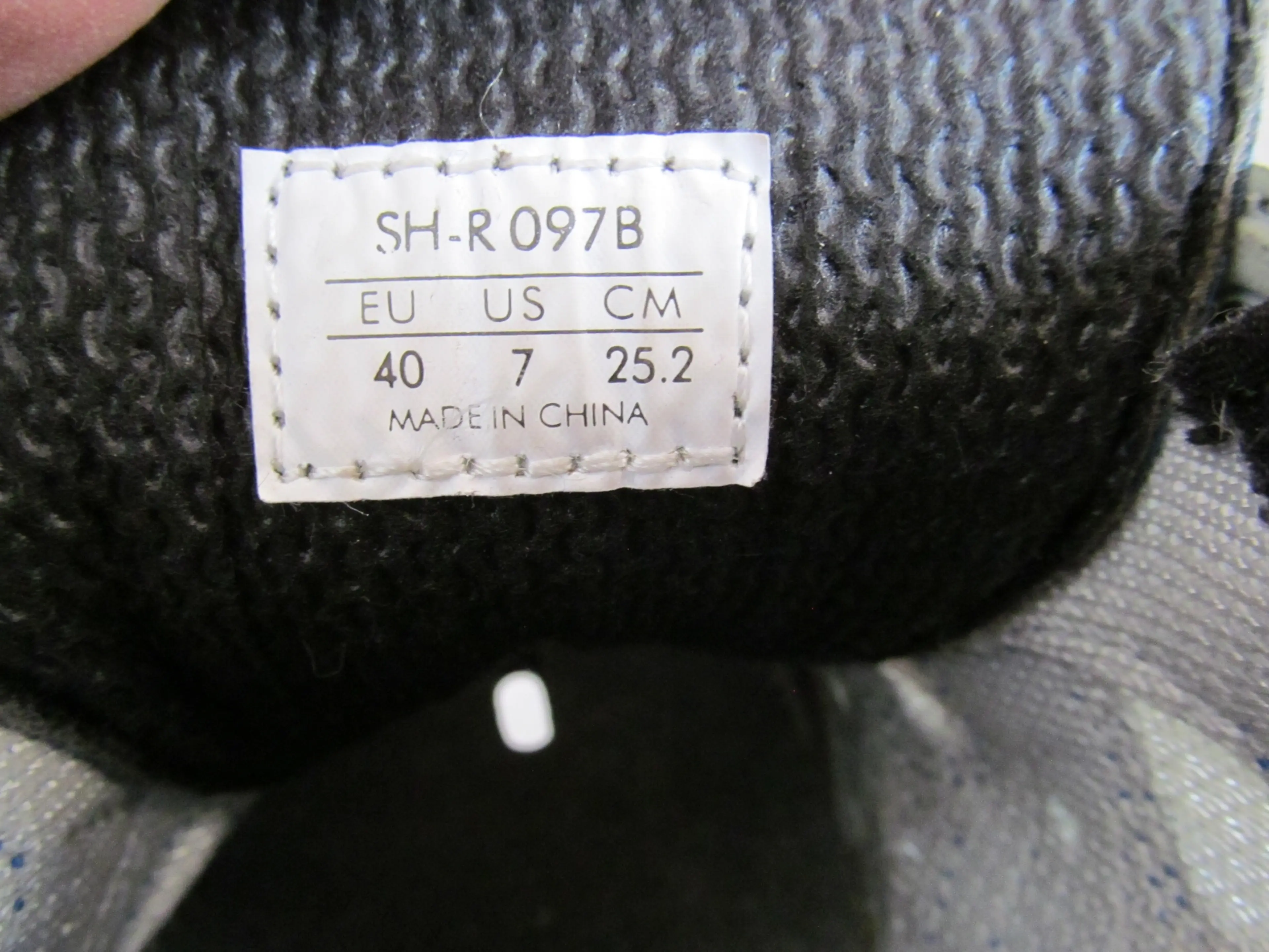 3. Pantofi Shimano SH-R097B nr 40, 25.2cm