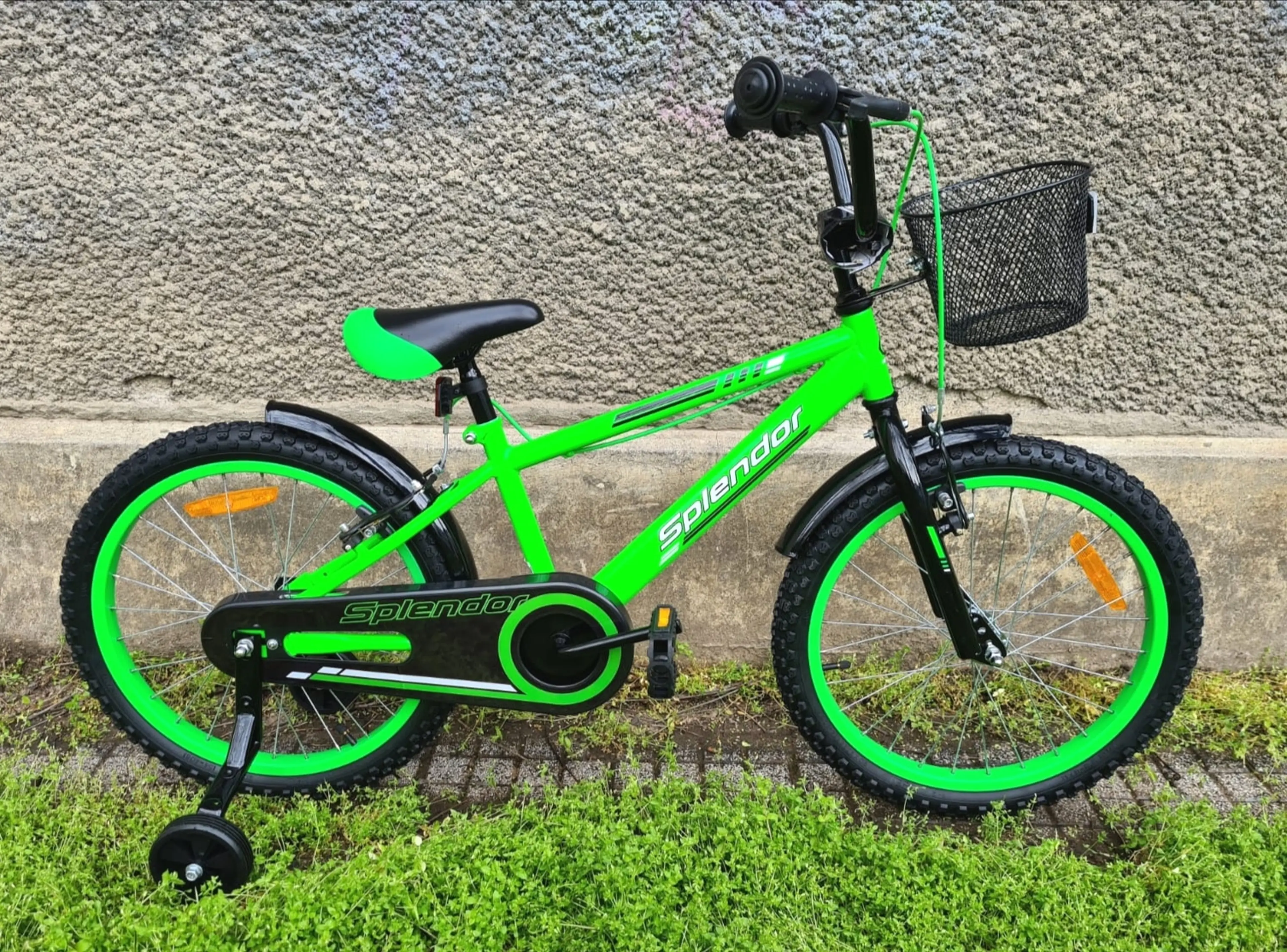 4. Bicicleta Splendor 20 inch pentru copii