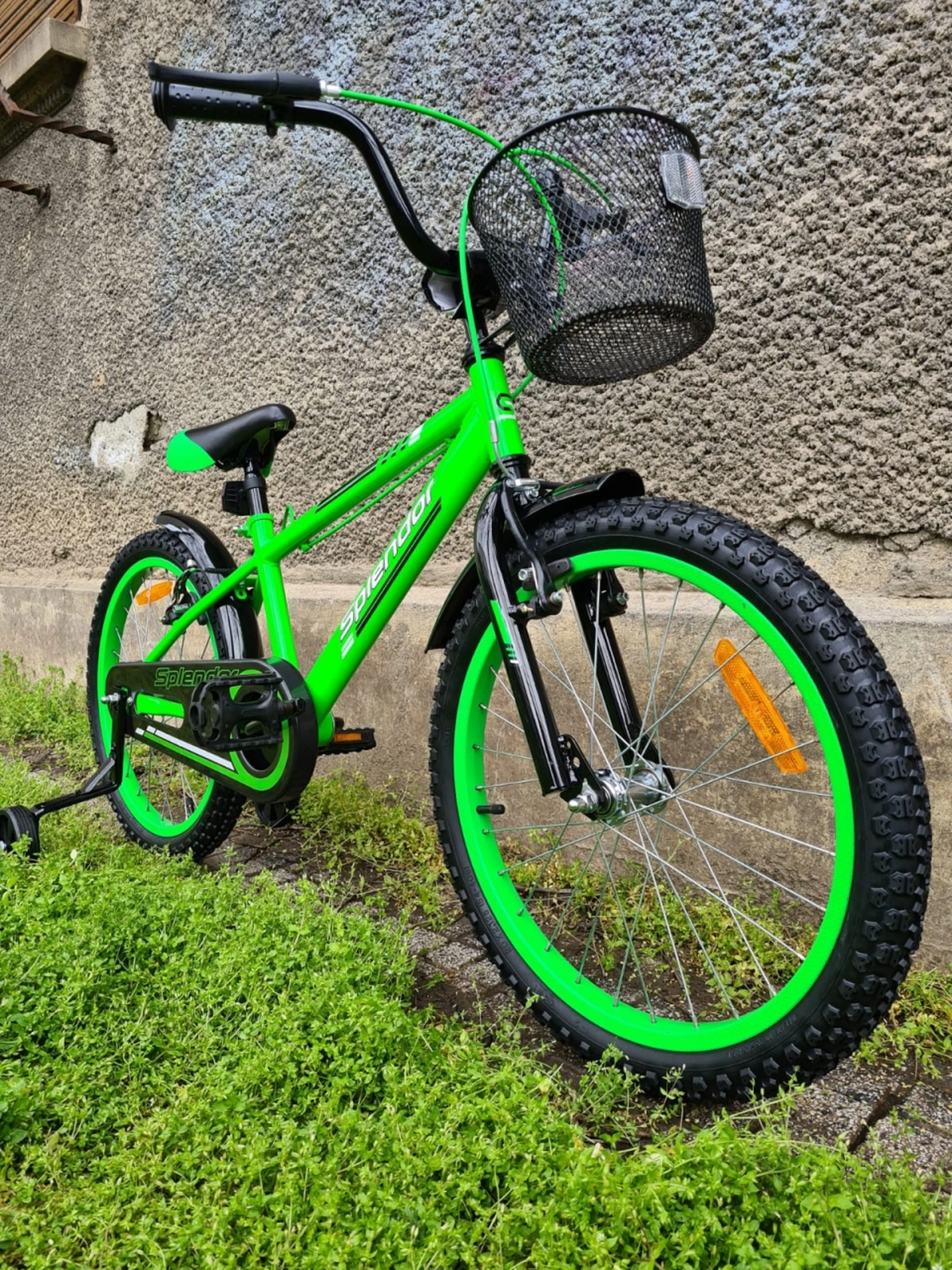 4. Bicicleta Splendor 20 inch pentru copii
