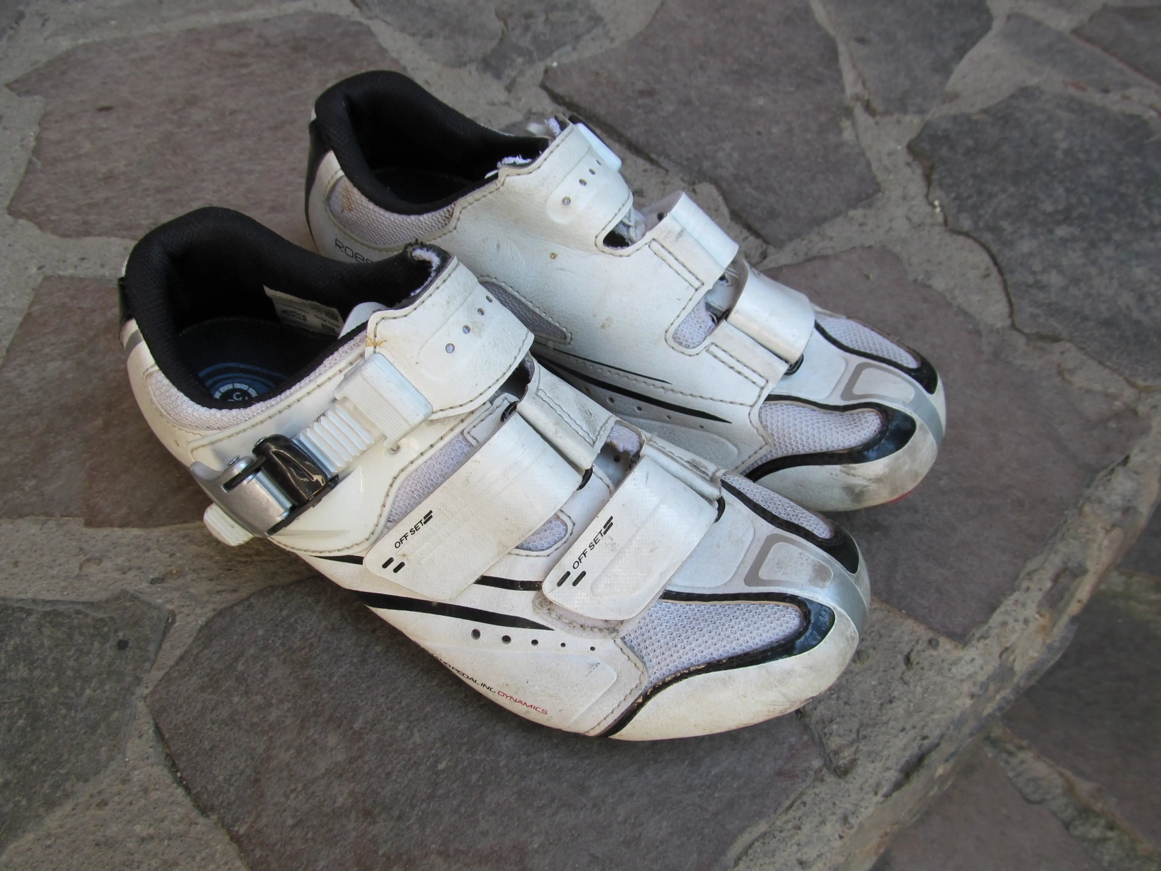 2. Pantofi Shimano SH-R088W nr 38 , 23.8 cm