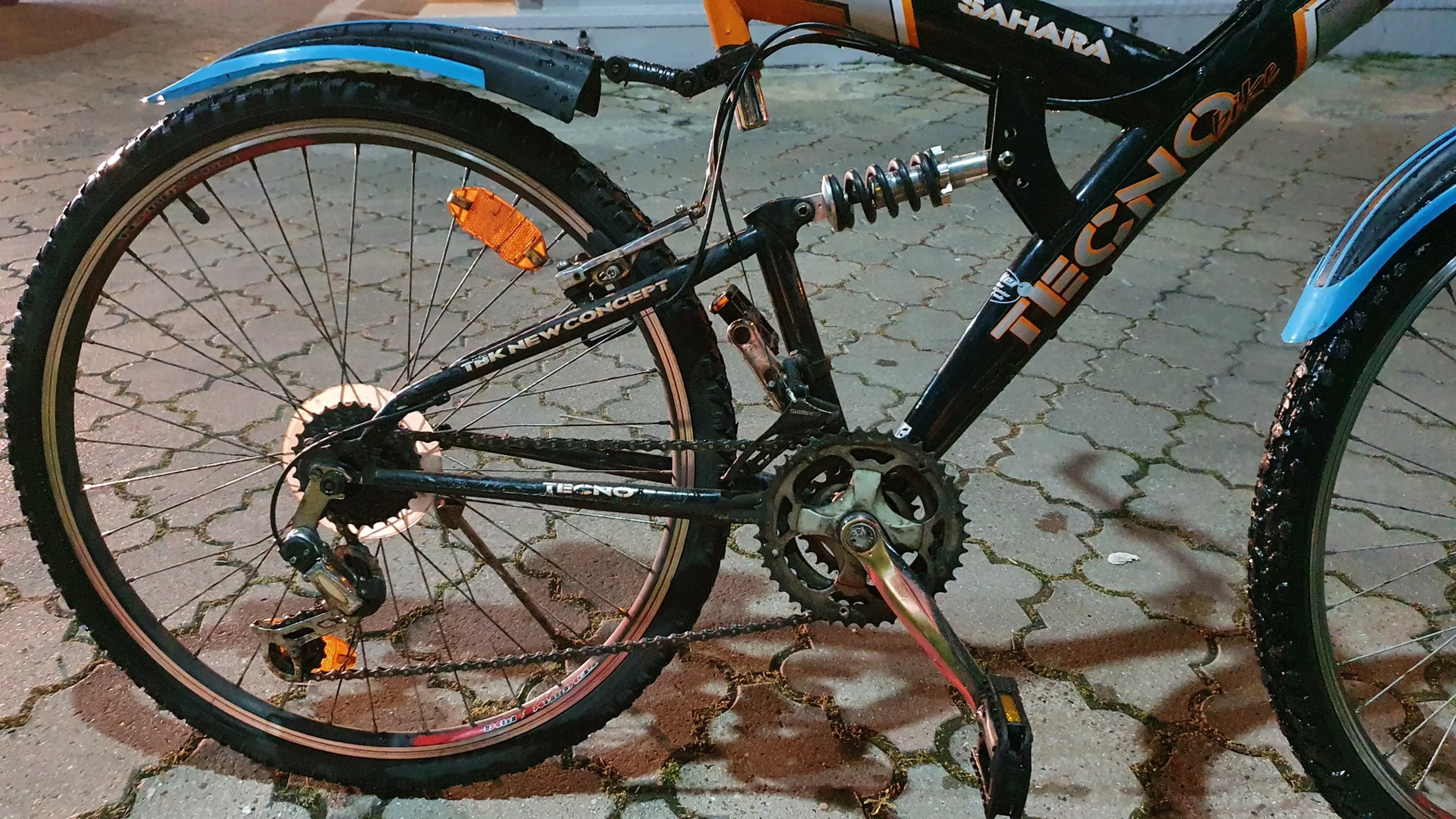 3. Bicicleta mountain-bike MTB Sahara Tecno TBK 26" Shimano 21 viteze 3x7