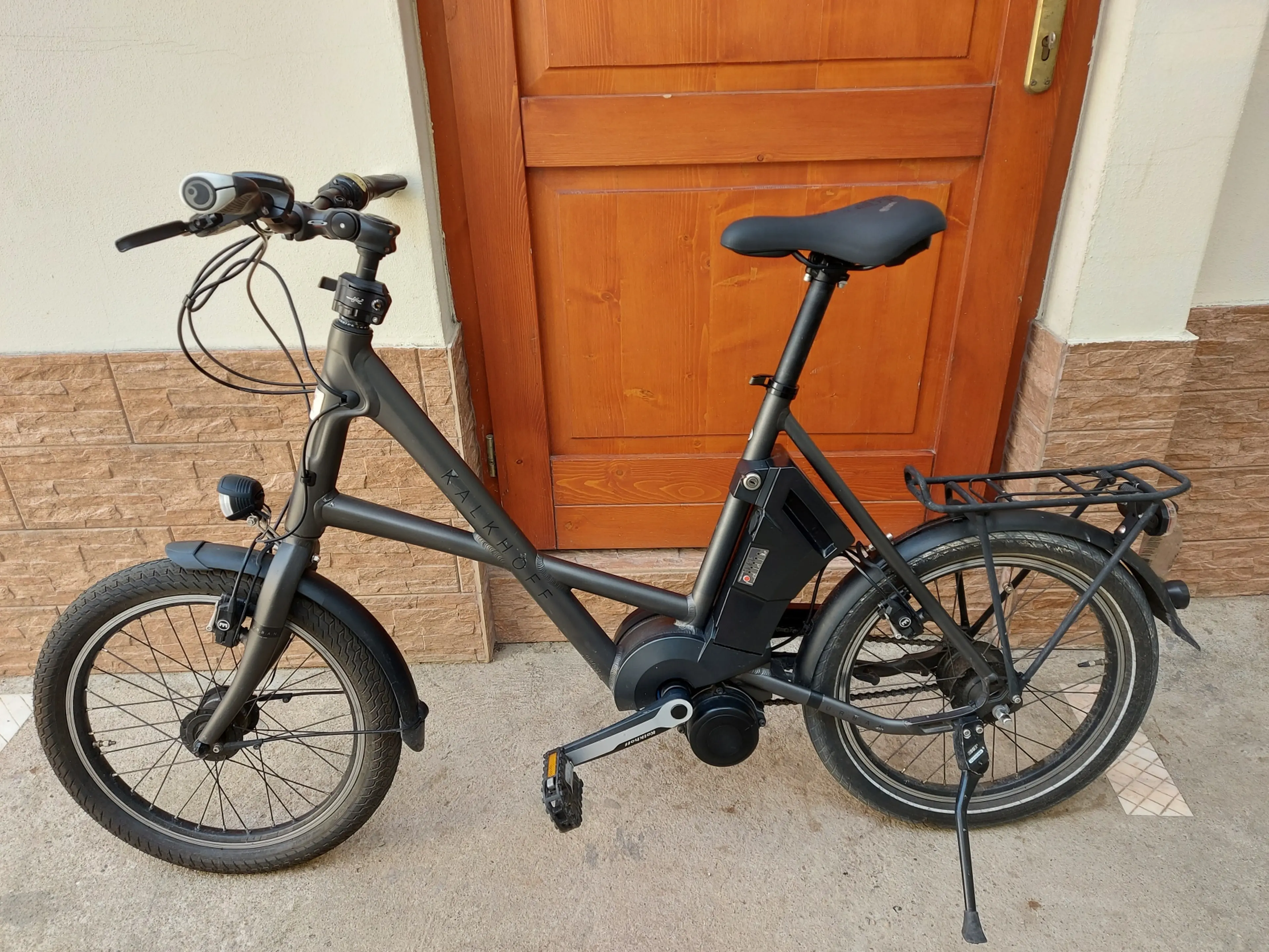 1. Bicicleta electrica oras Kalkhoff urban