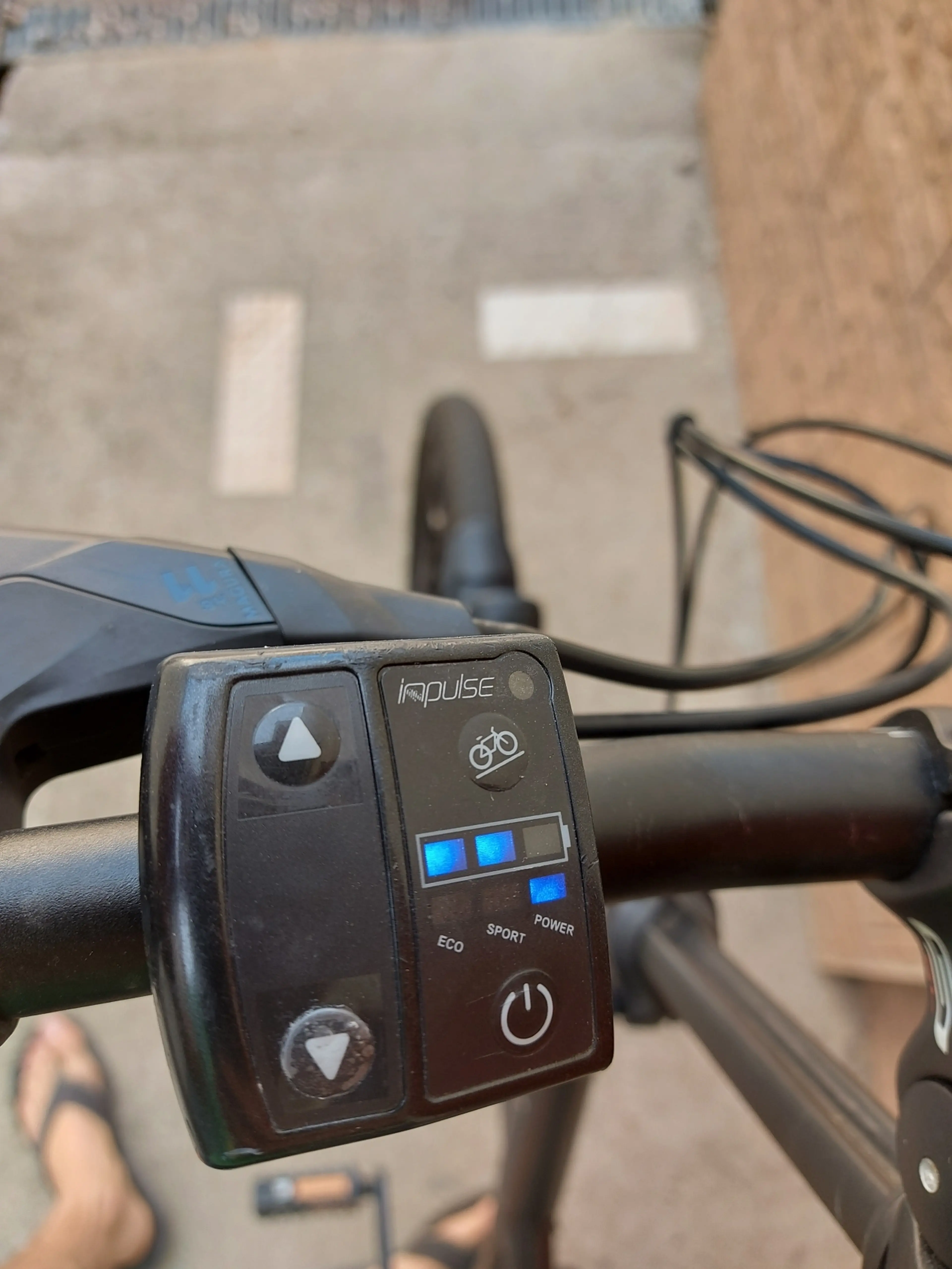 3. Bicicleta electrica oras Kalkhoff urban