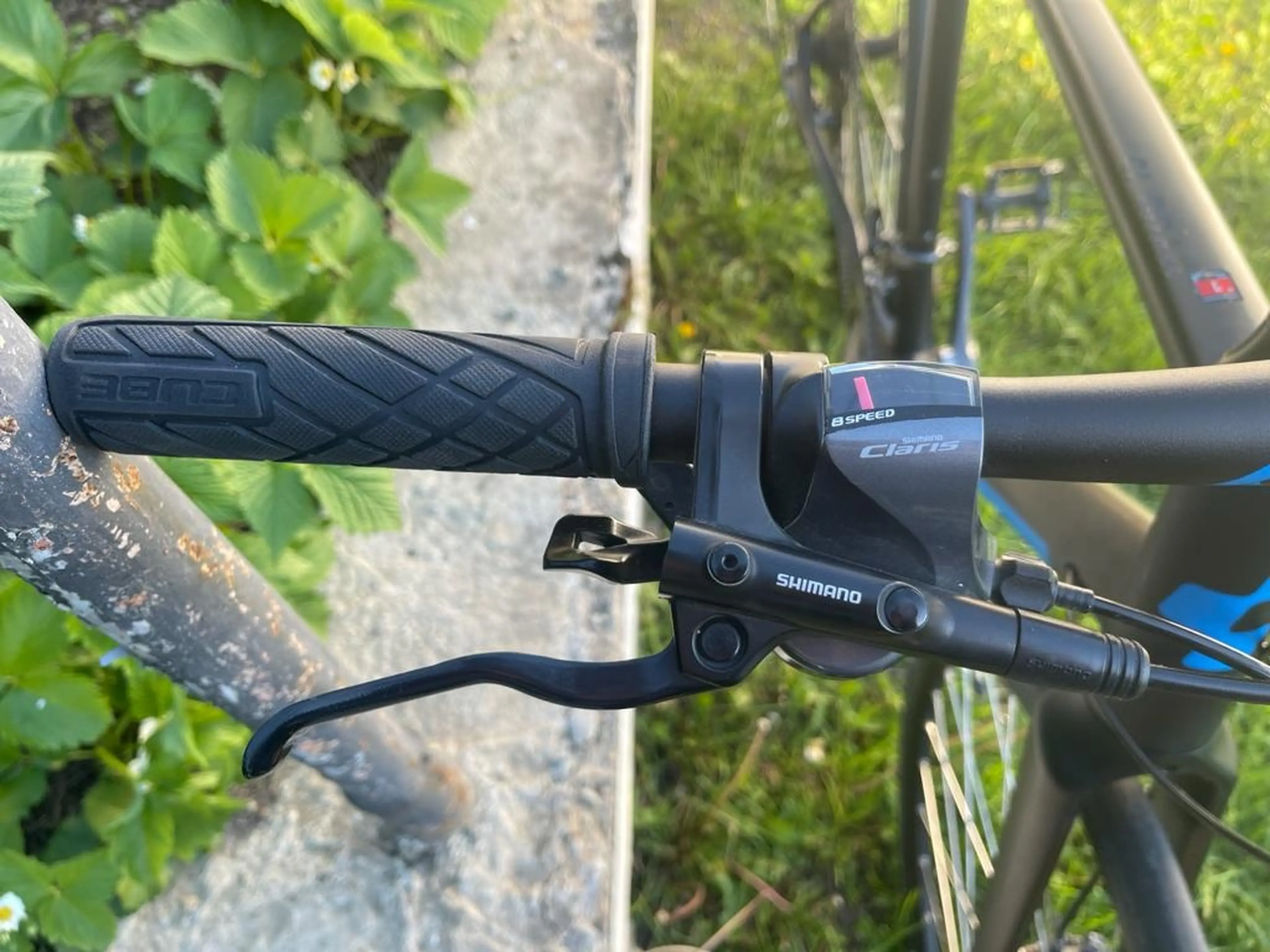 4. Bicicleta Cube SL Road 2019 Black´n´Blue road asfalt bike