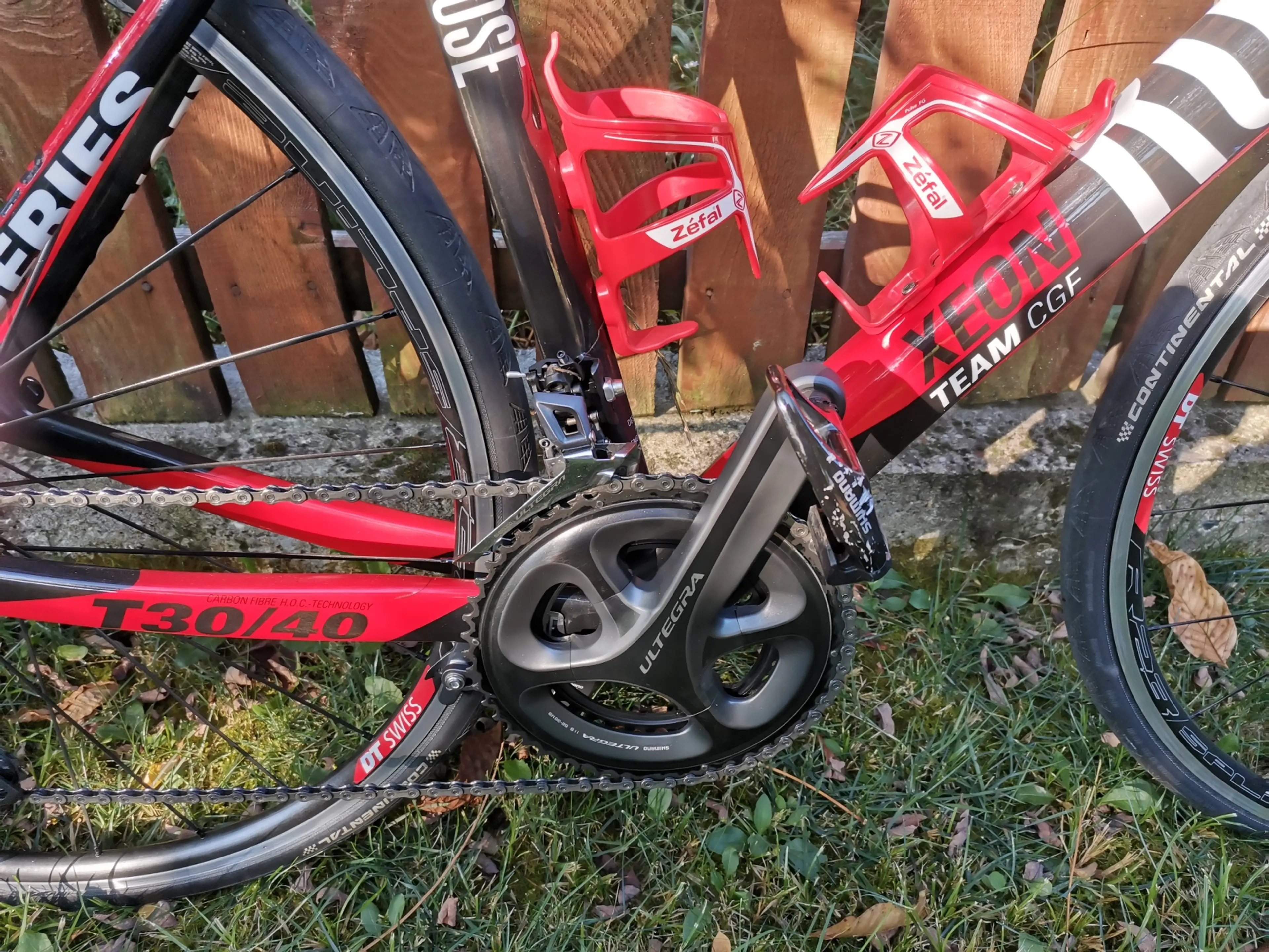 6. Bicicleta - cursiera rose bikes - xeon team cgf-3000 shiny-ud-carbon/red 53+