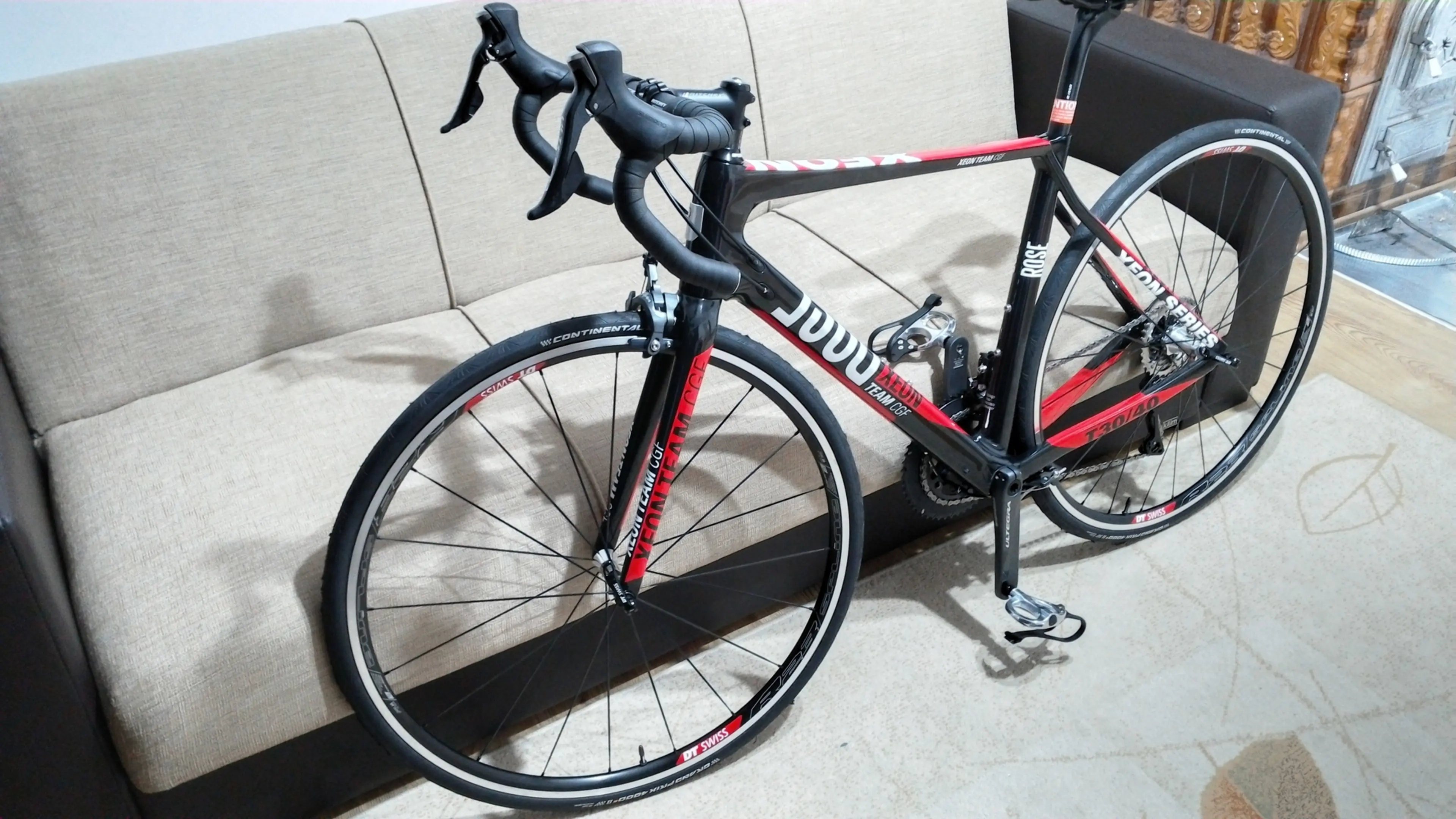 9. Bicicleta - cursiera rose bikes - xeon team cgf-3000 shiny-ud-carbon/red 53+