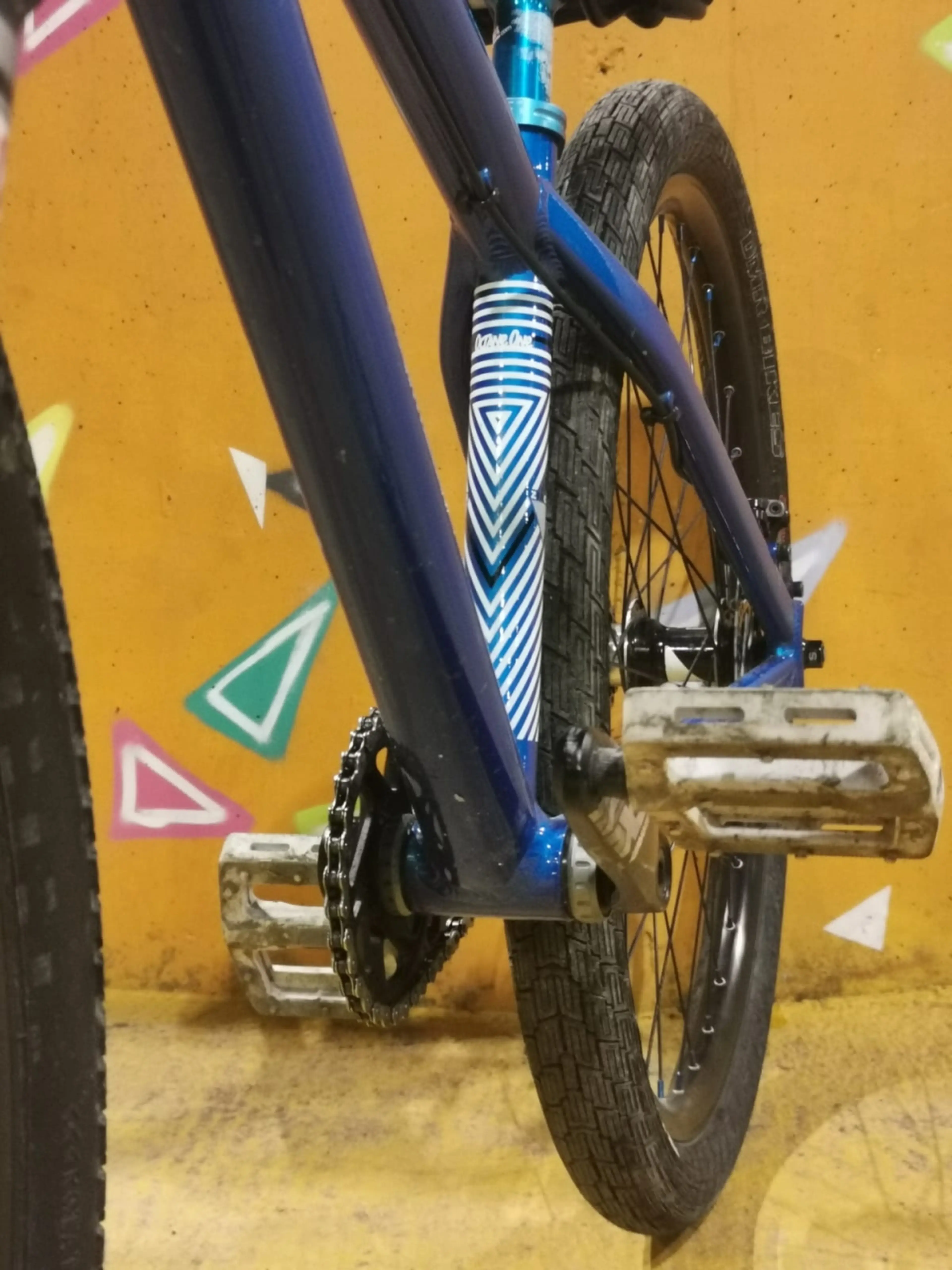 6. Bicicleta MTB de Street/Dirt Octane One Zircus 2020