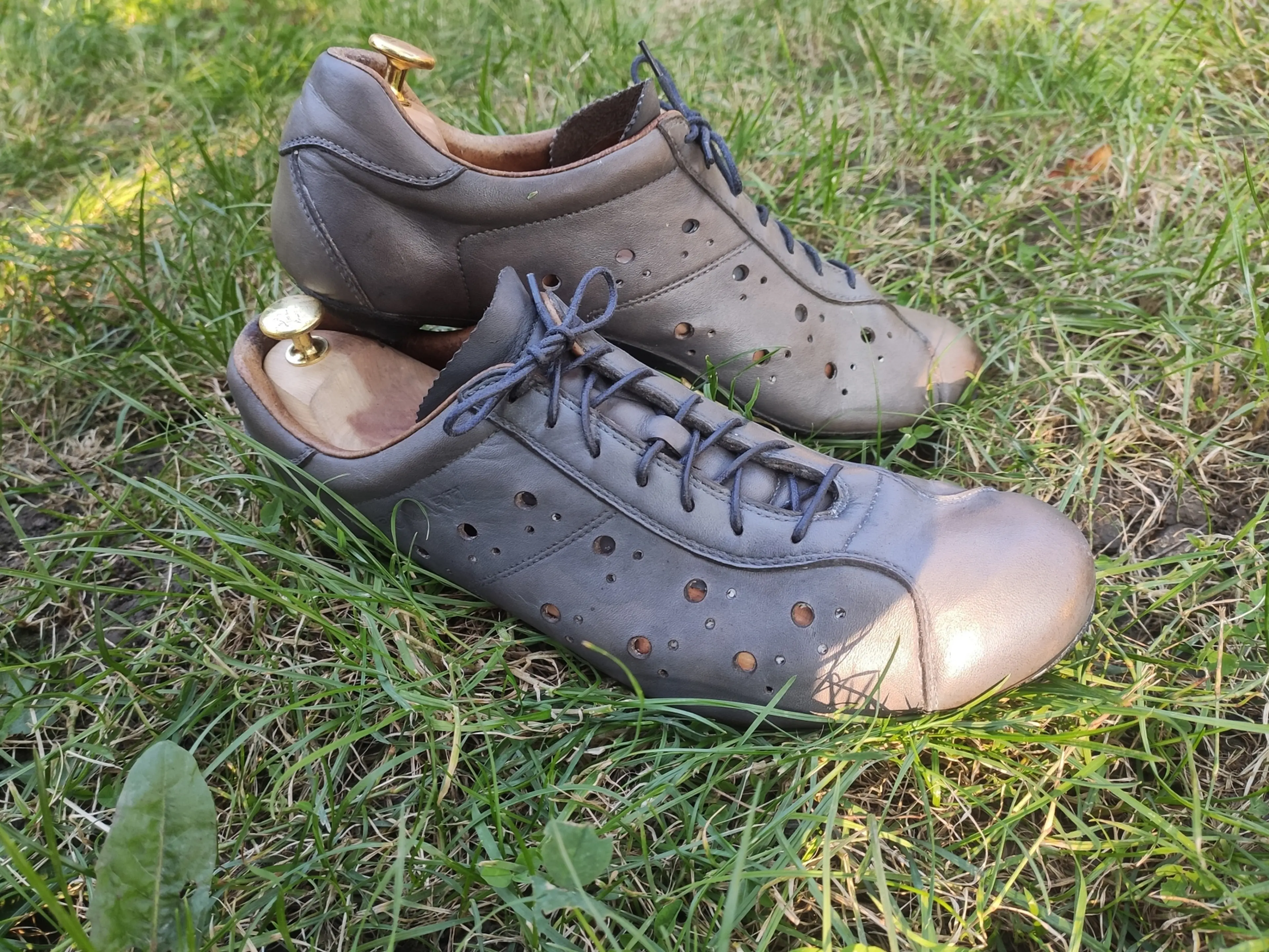 6. Pantofi ciclism șosea din piele și talpă de carbon mărimea 44/45