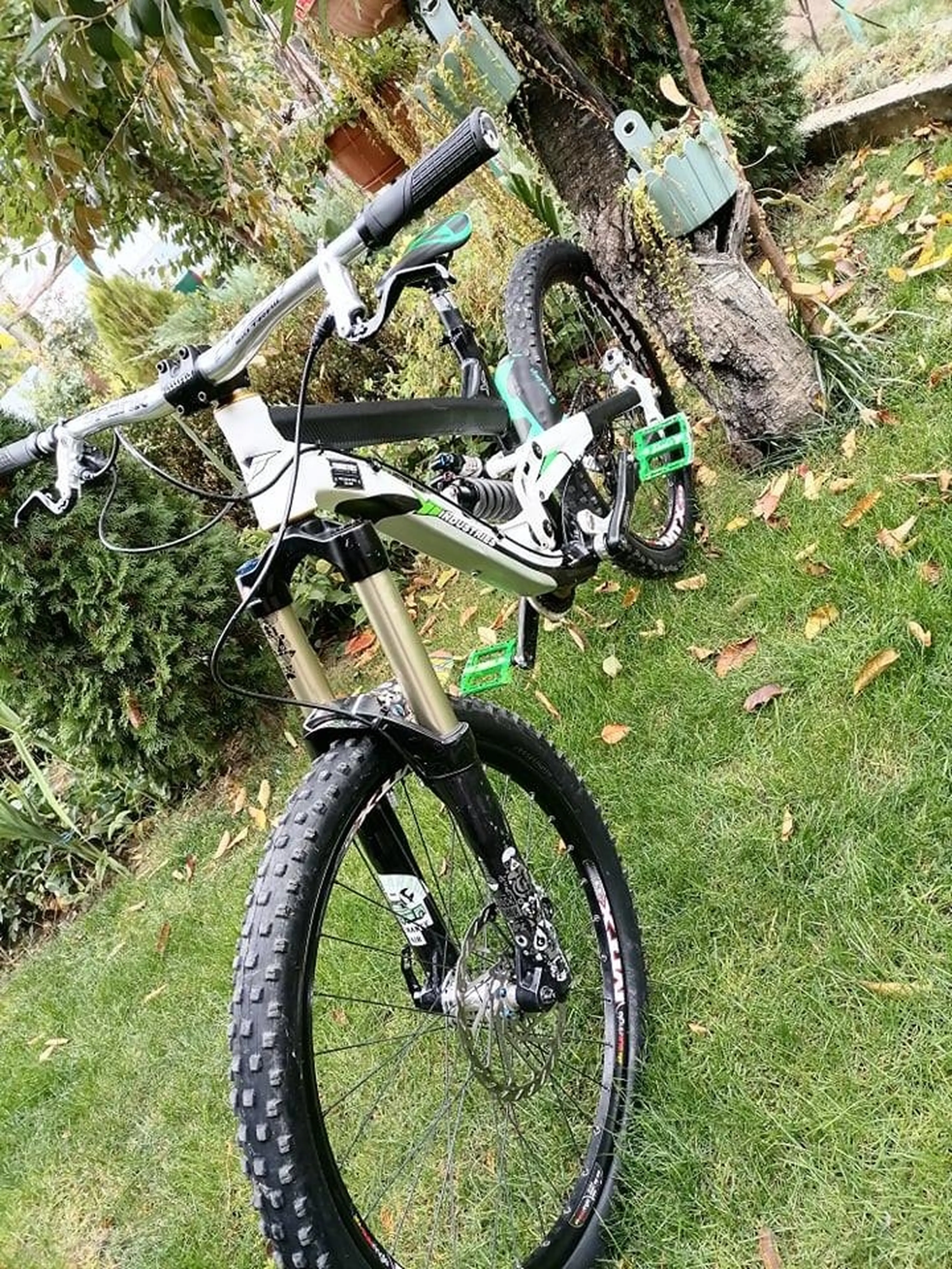 5. YT Industries Tues 2010