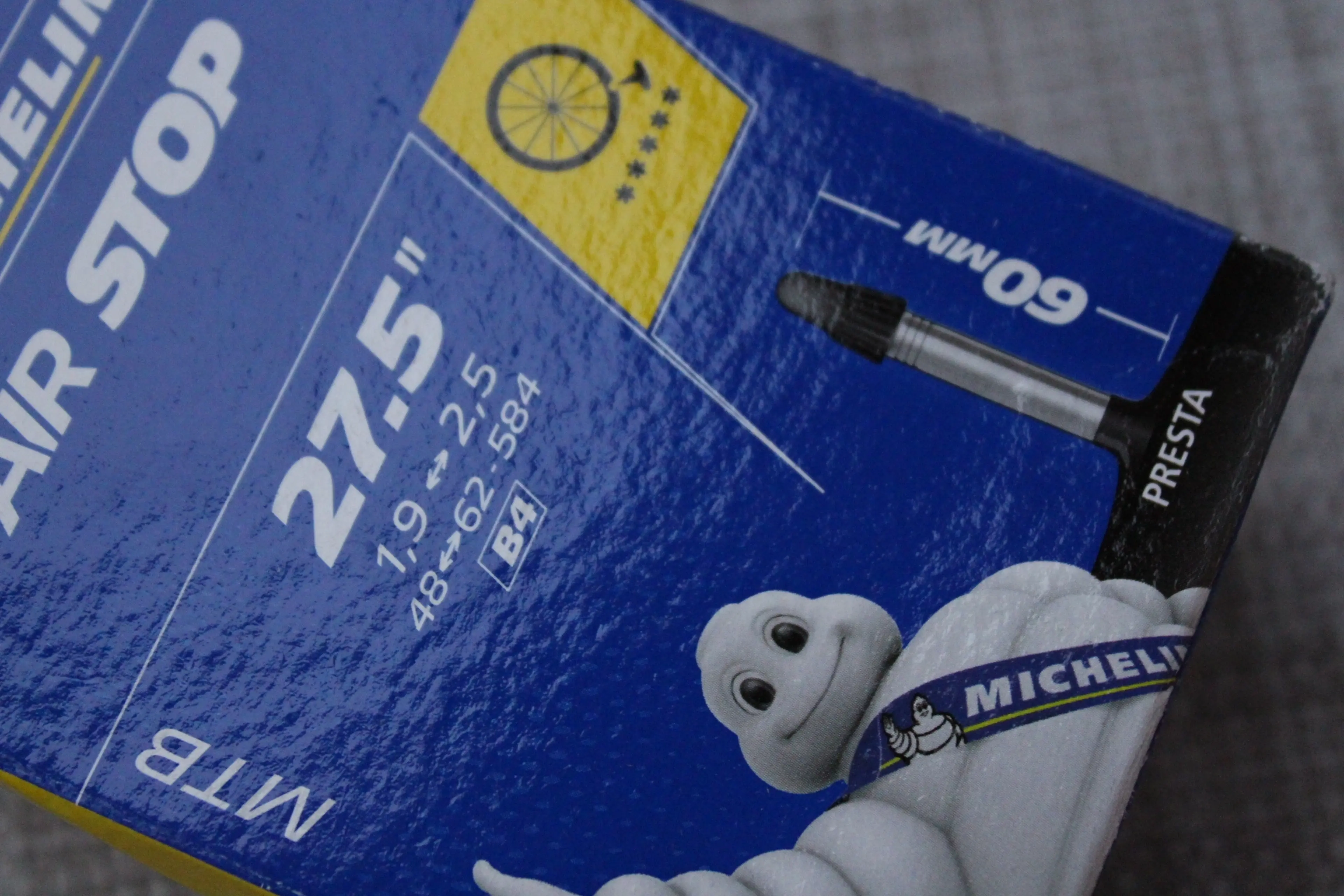 2. Michelin Airstop B4 - 27.5x1.9-2.60 FV. Presta 60mm