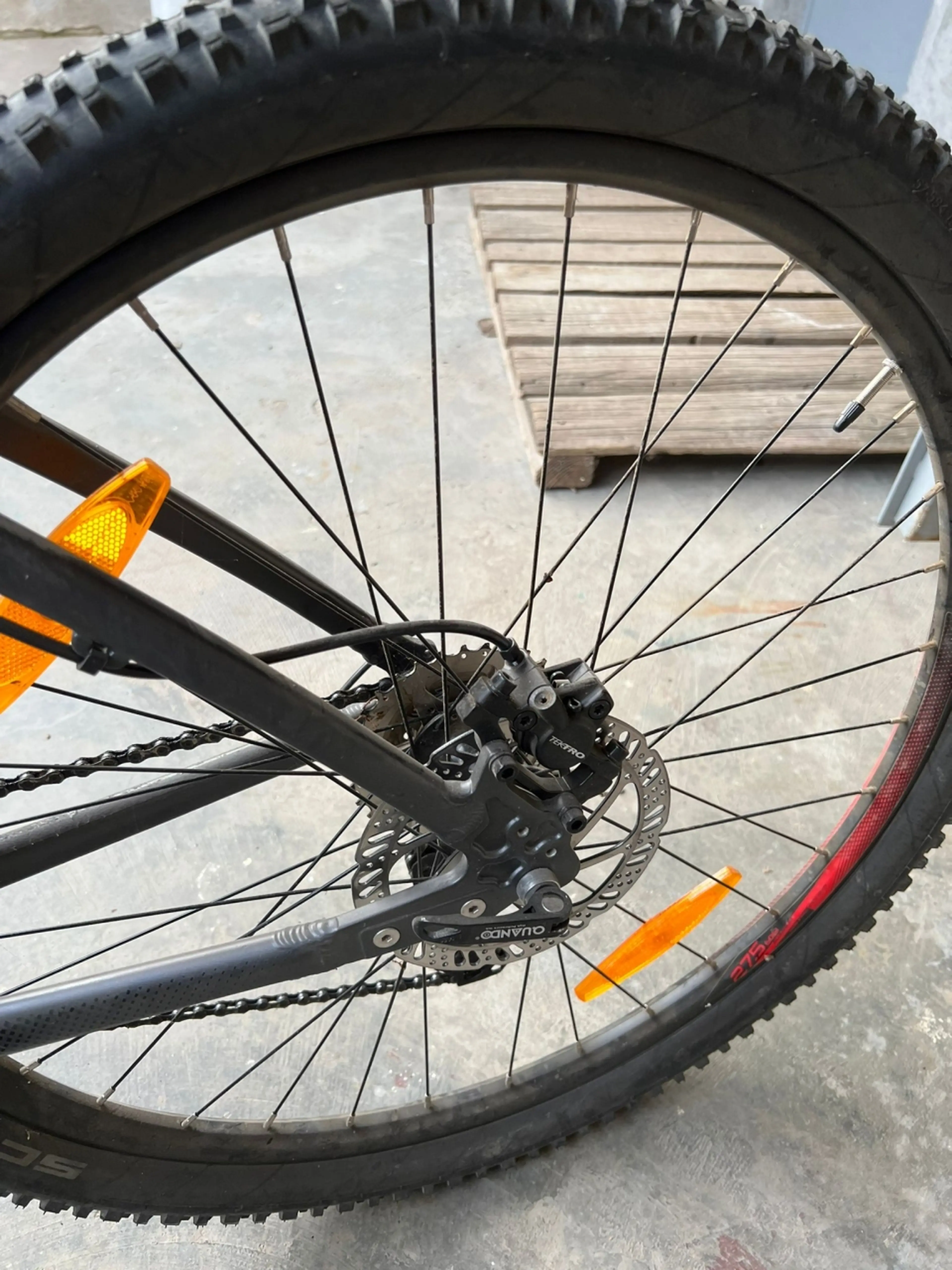 Image Bicicleta 27,5 pentru adulti X-Fact MTB Pro, gri. Rotile de 27,5