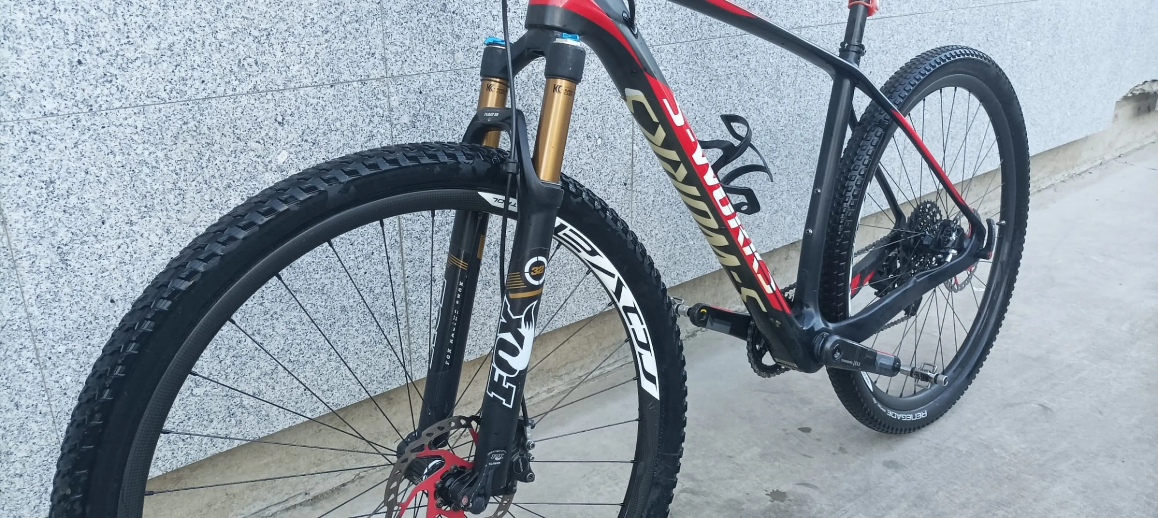 1. Specialized stumpjumper S-Works