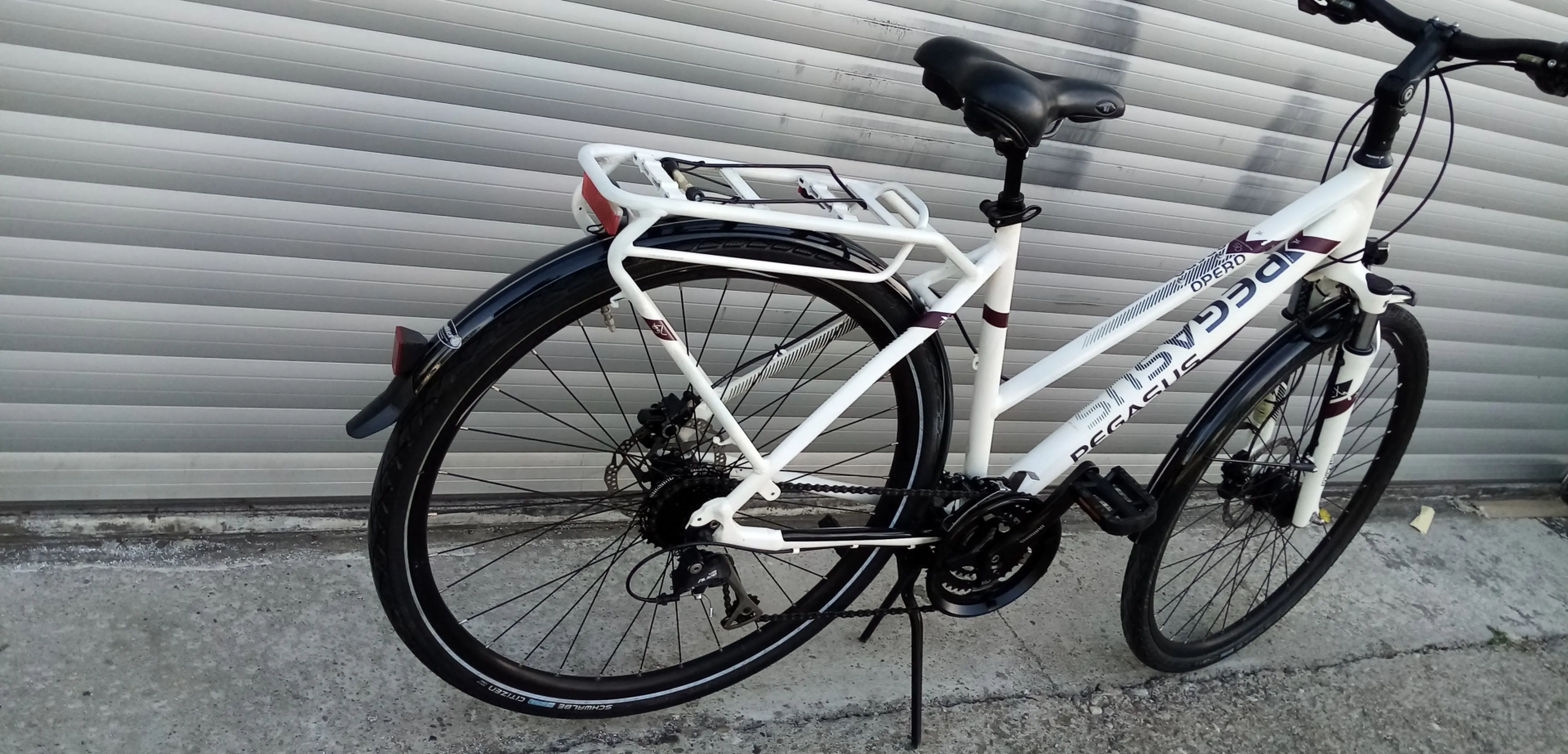 6. Vand bicicleta dame aluminiu PEGASUS cu fr pe disc hidraulica