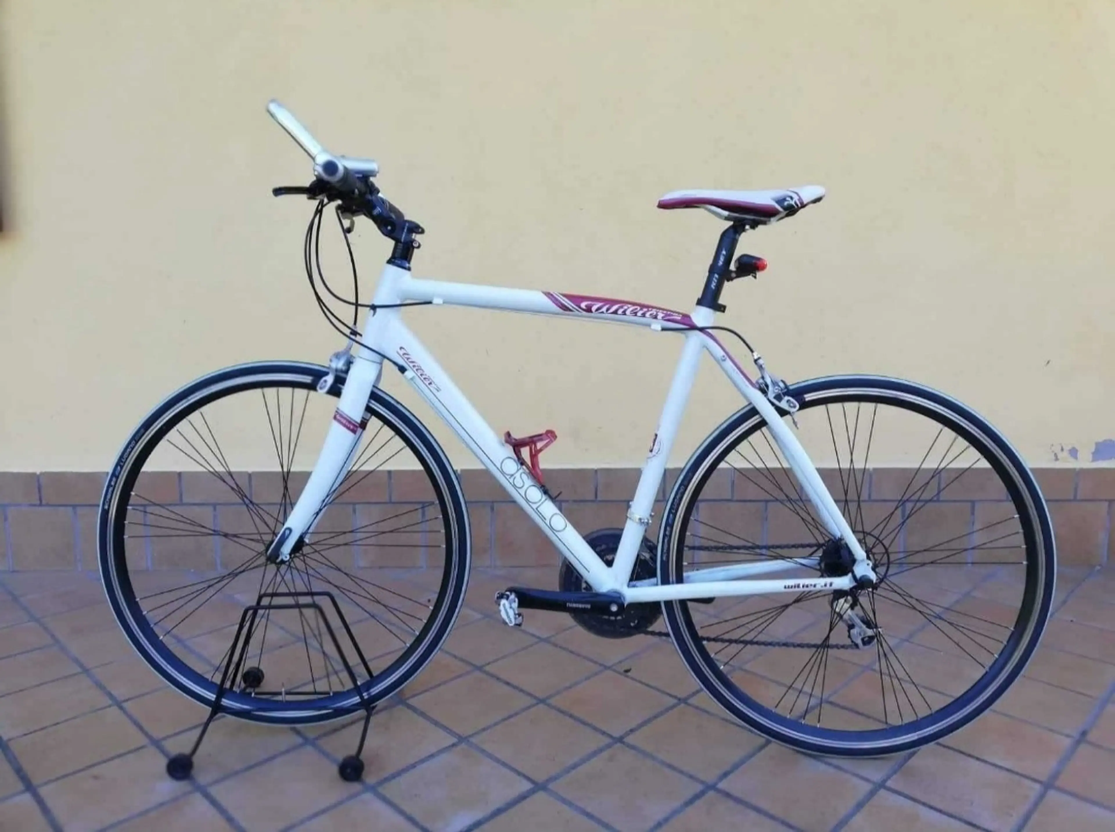 1. Vand Bicicleta / Cursiera  Wilier Asolo