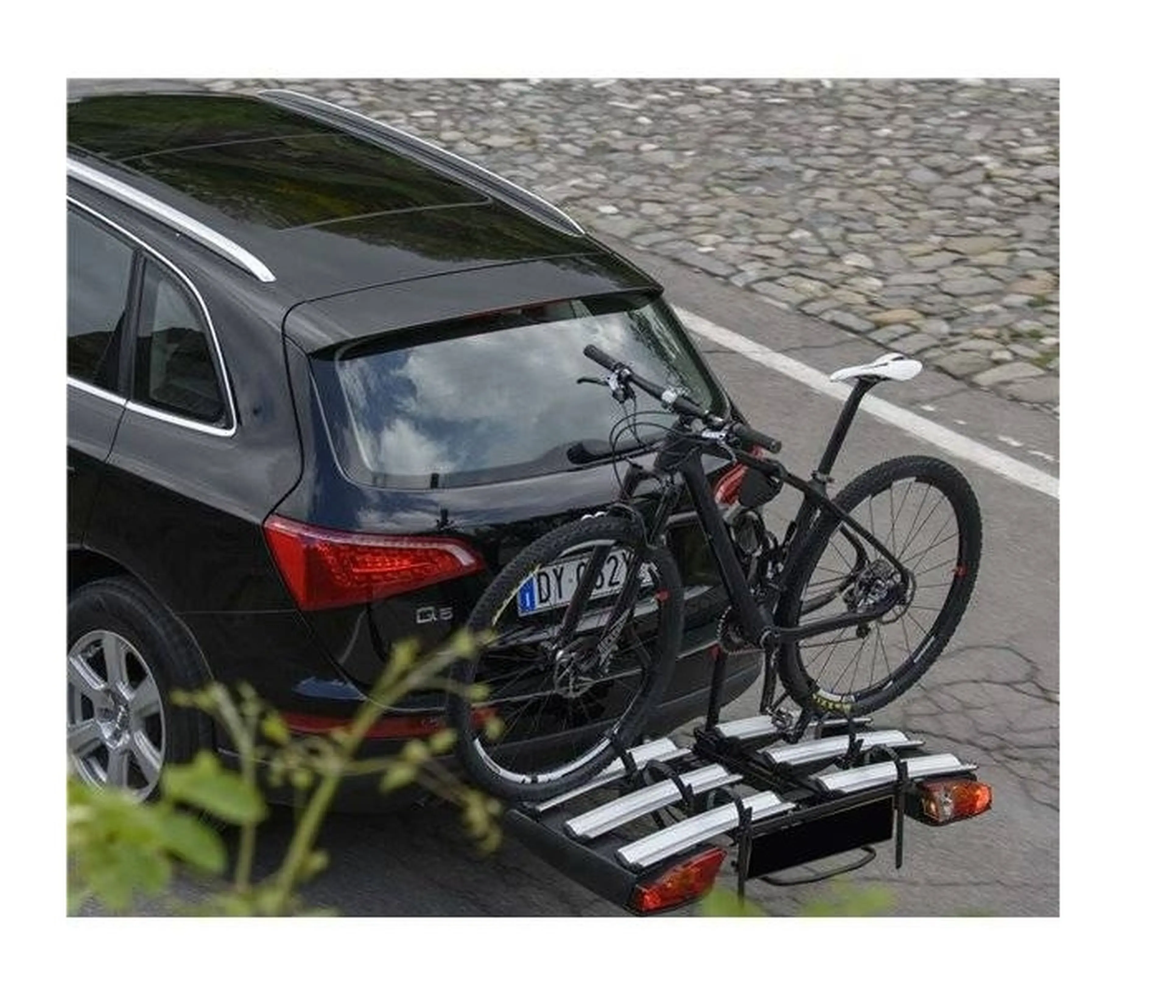 Image Suport biciclete menabo antares plus pentru 3 biciclete cu prindere pe carlig