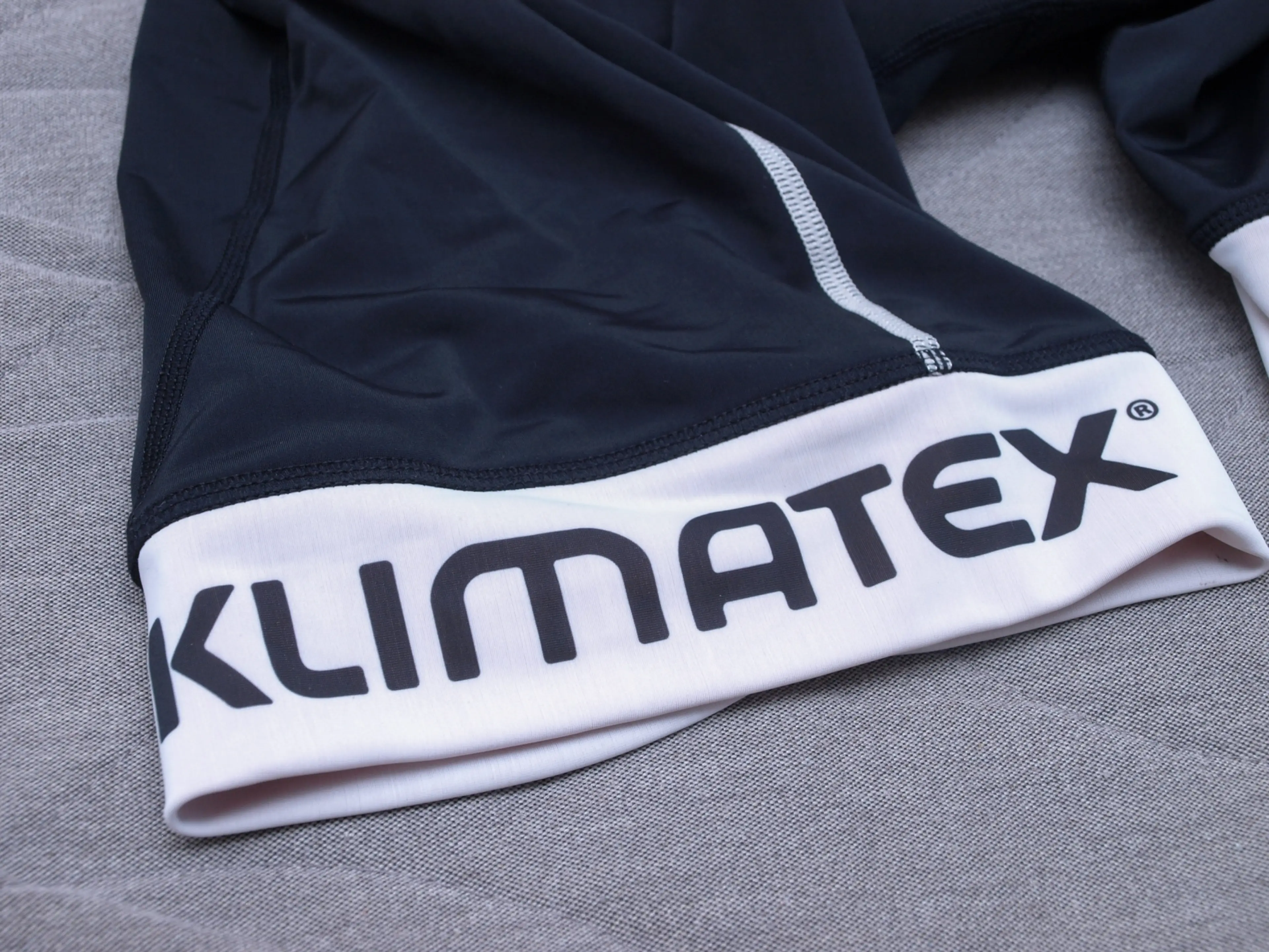 4. Pantaloni scurti aero Klimatex XL
