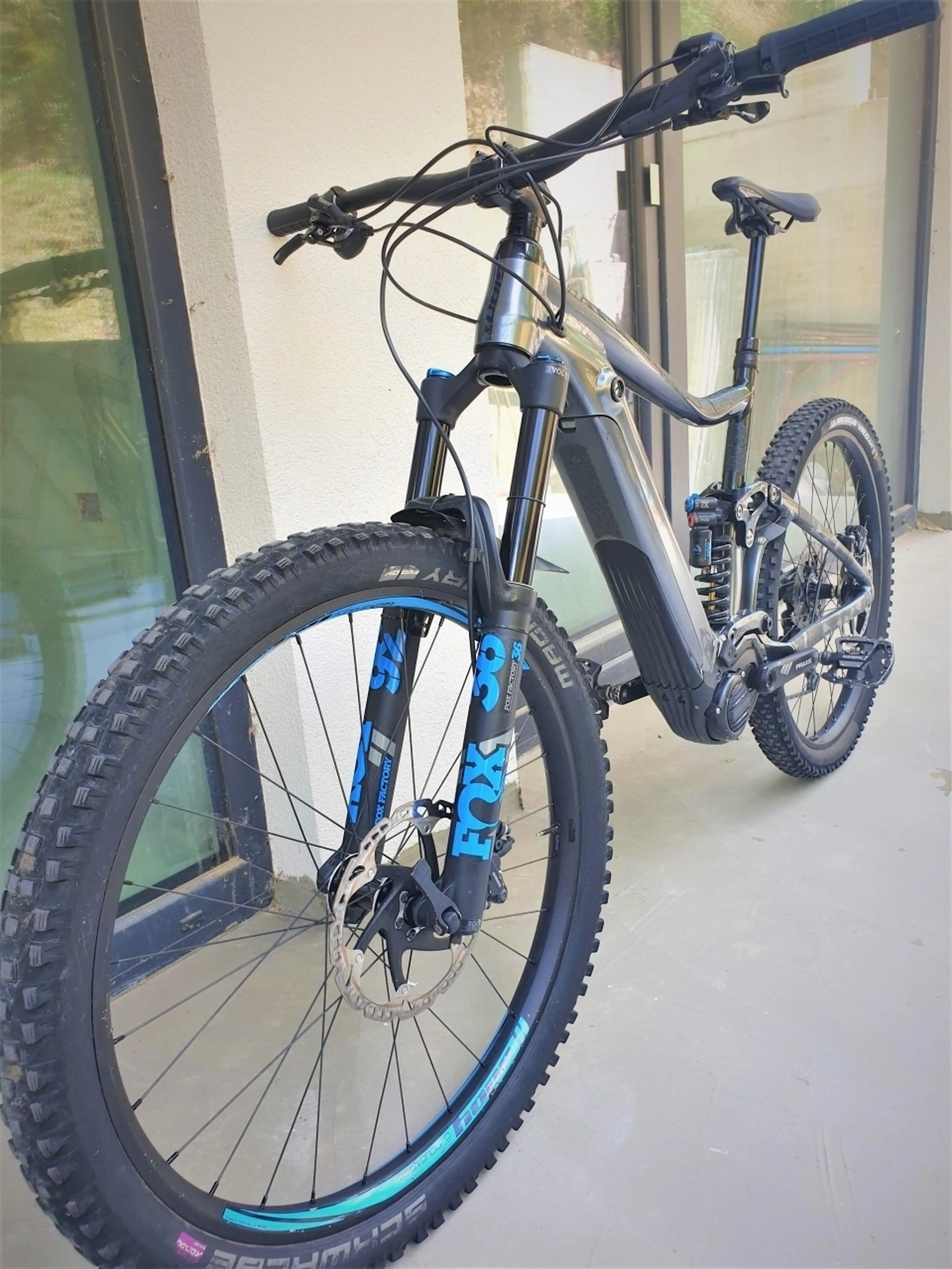 1. Bicicleta electrica full suspension Giant Trance SX E+ 1 Pro 2019
