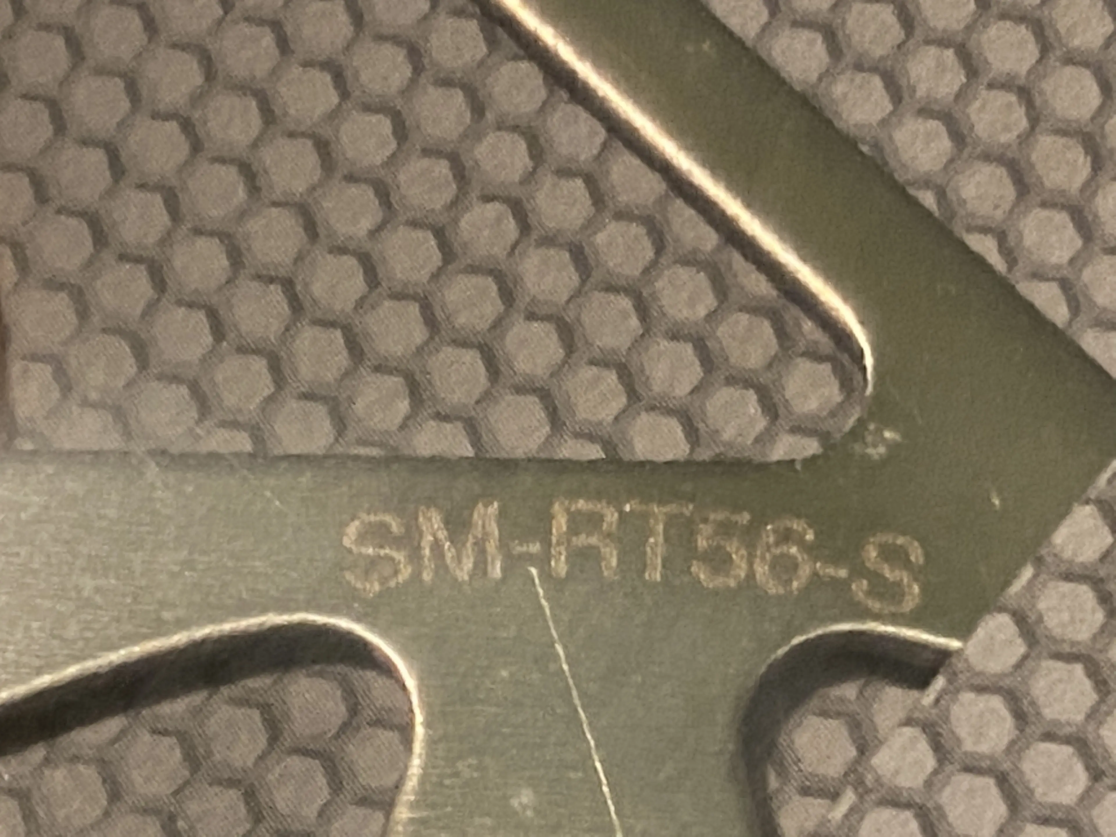 4. Disc MTB Shimano SM-RT56 diametru 160 prindere in 6 suruburi
