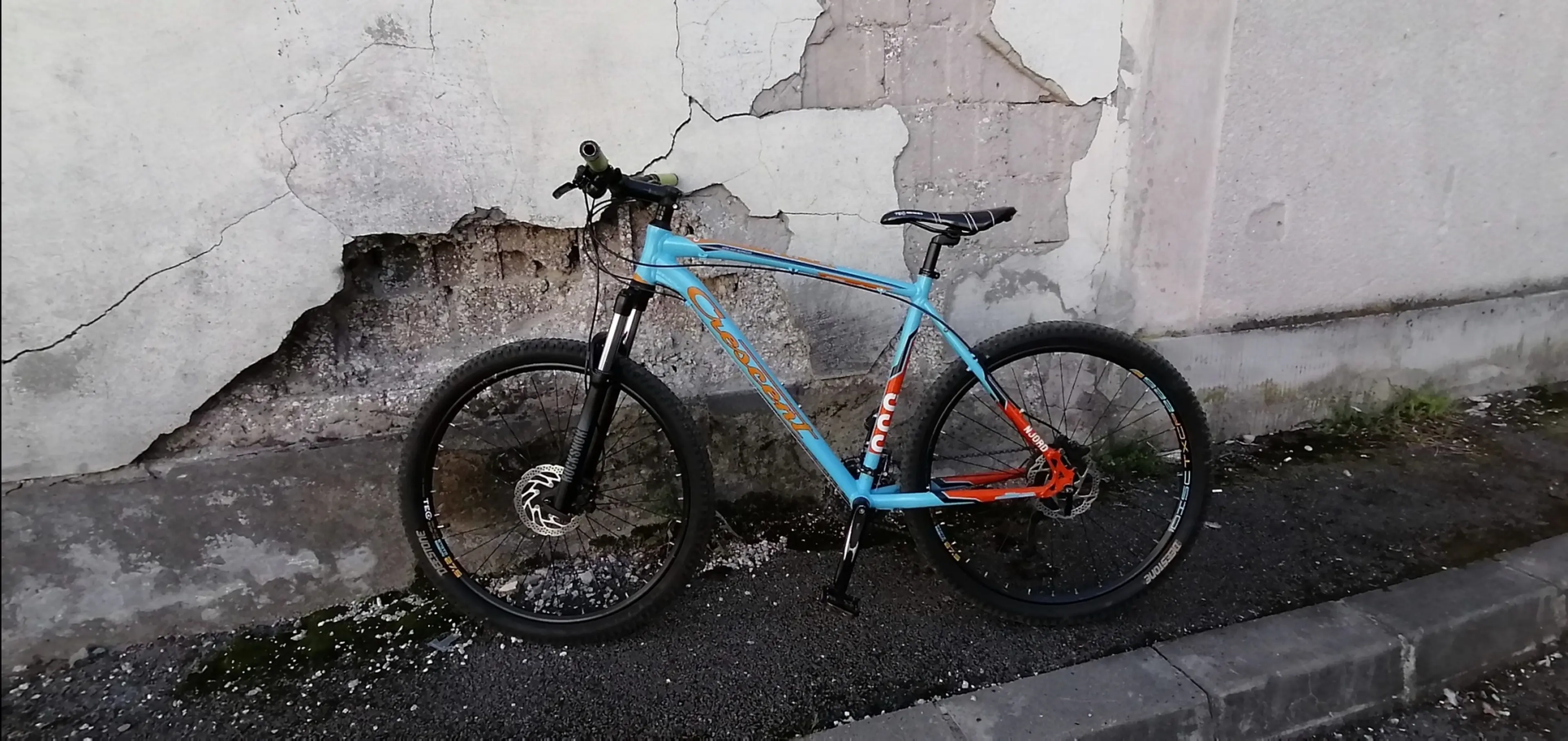 1. Bicicleta Crescent Njord 2018 pe 27,5