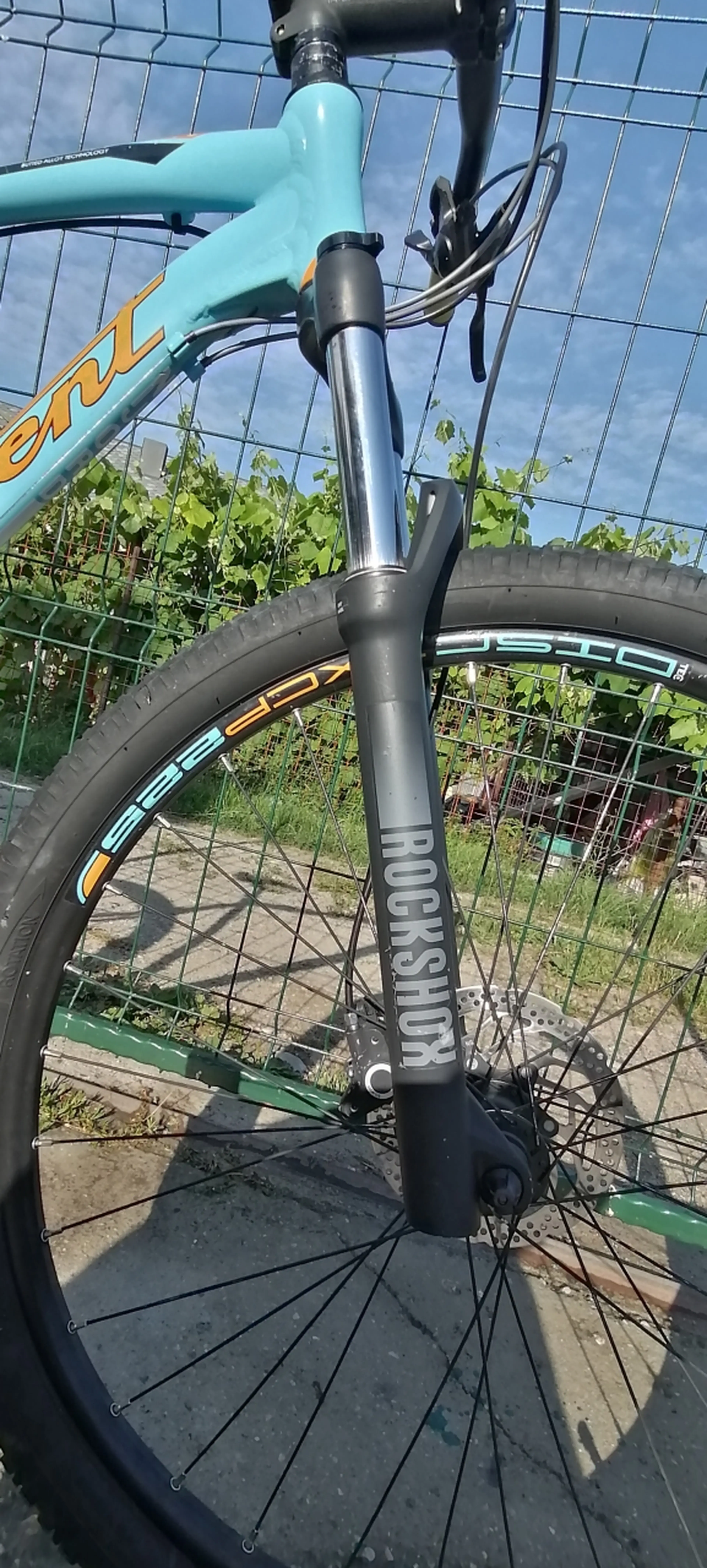 4. Bicicleta Crescent Njord 2018 pe 27,5