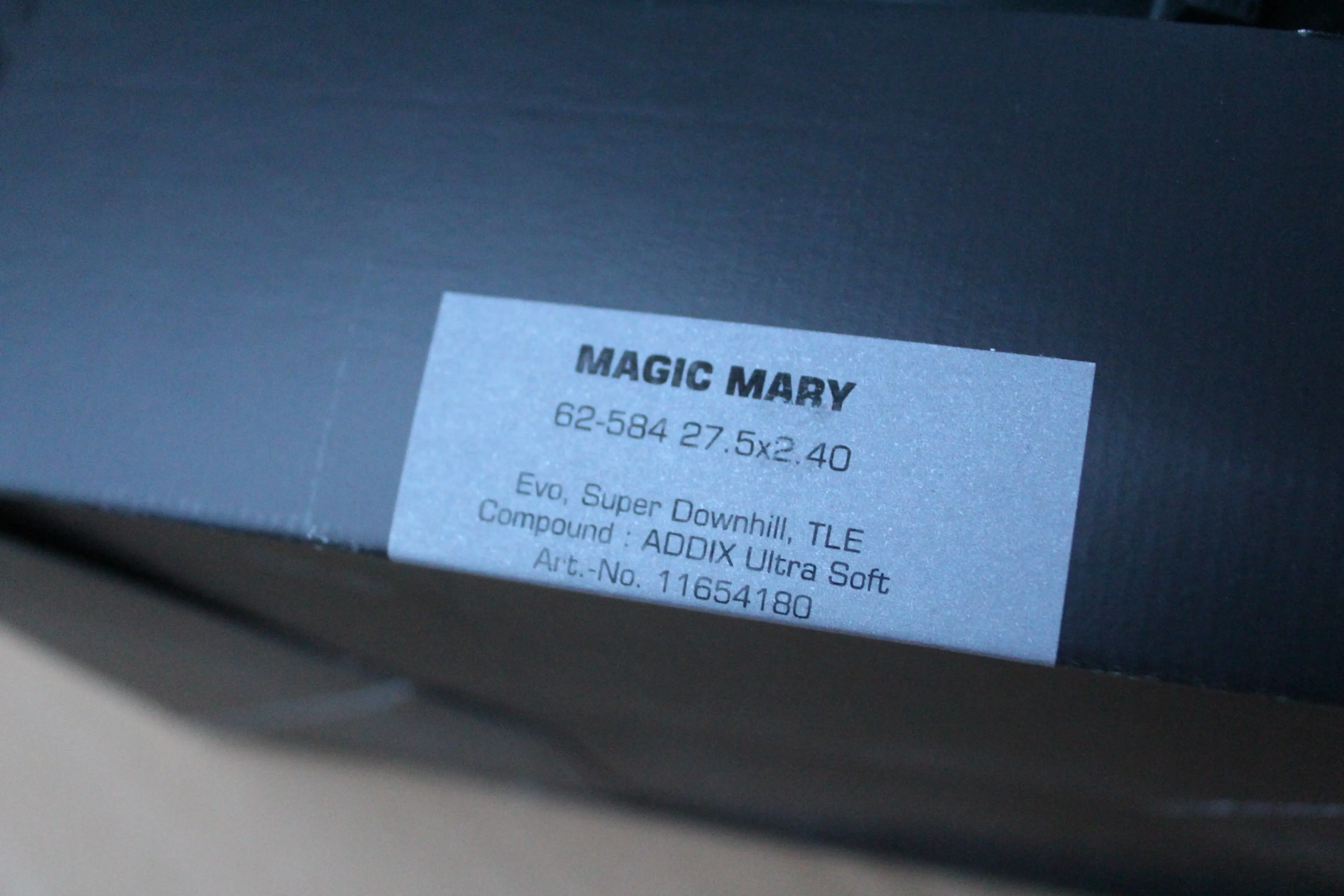 2. Schwalbe Magic Mary Evo 27.5x2.40 Addix Super Downhill DH TL-Easy U-Soft