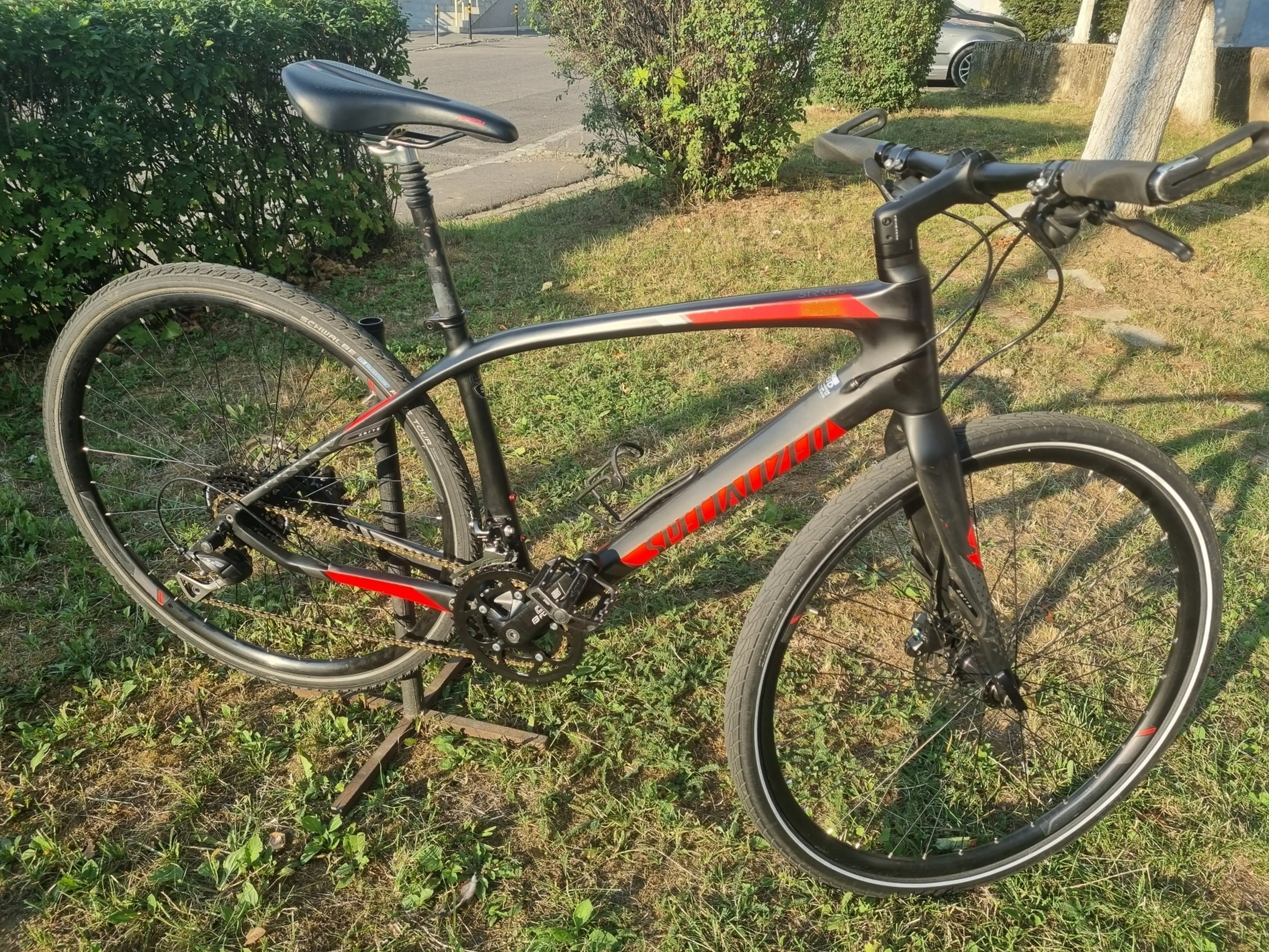 1. Specialized Sirrus Carbon Sport