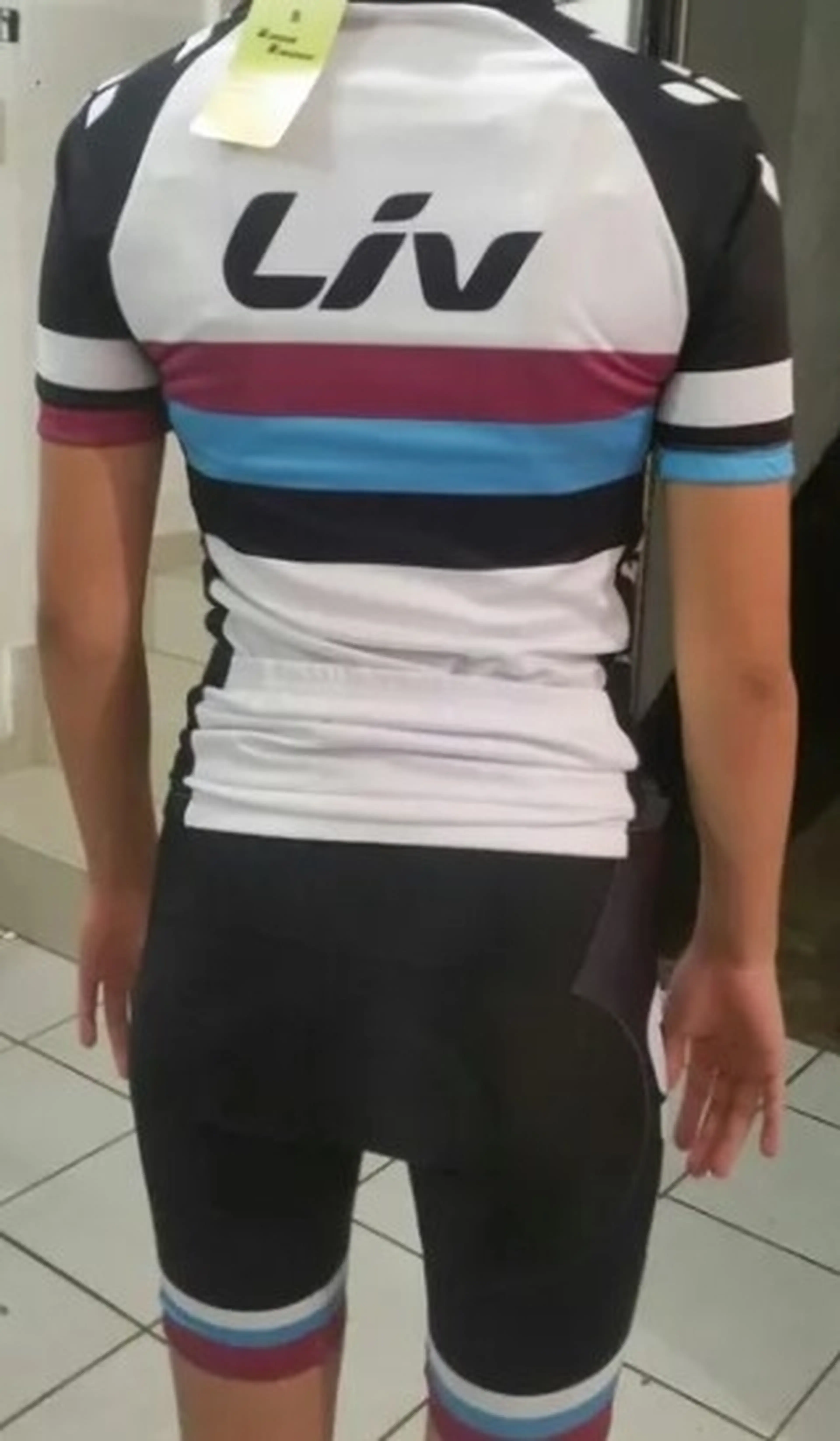 Image Echipament ciclism Dama Giant Liv 2022 set NOU pantaloni tricou
