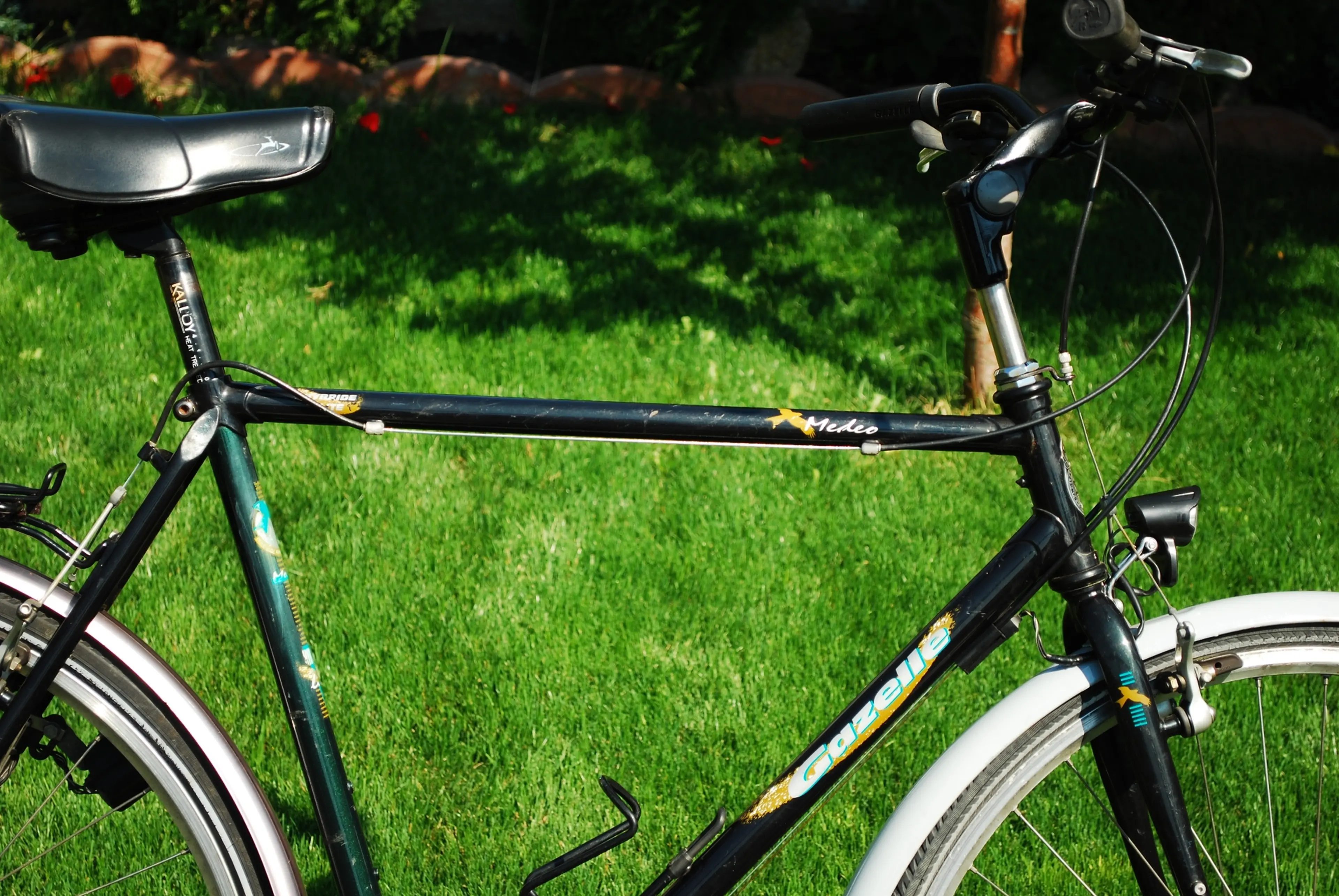 4. Vând bicicleta Gazelle Medeo Hybride Lite 28 inch