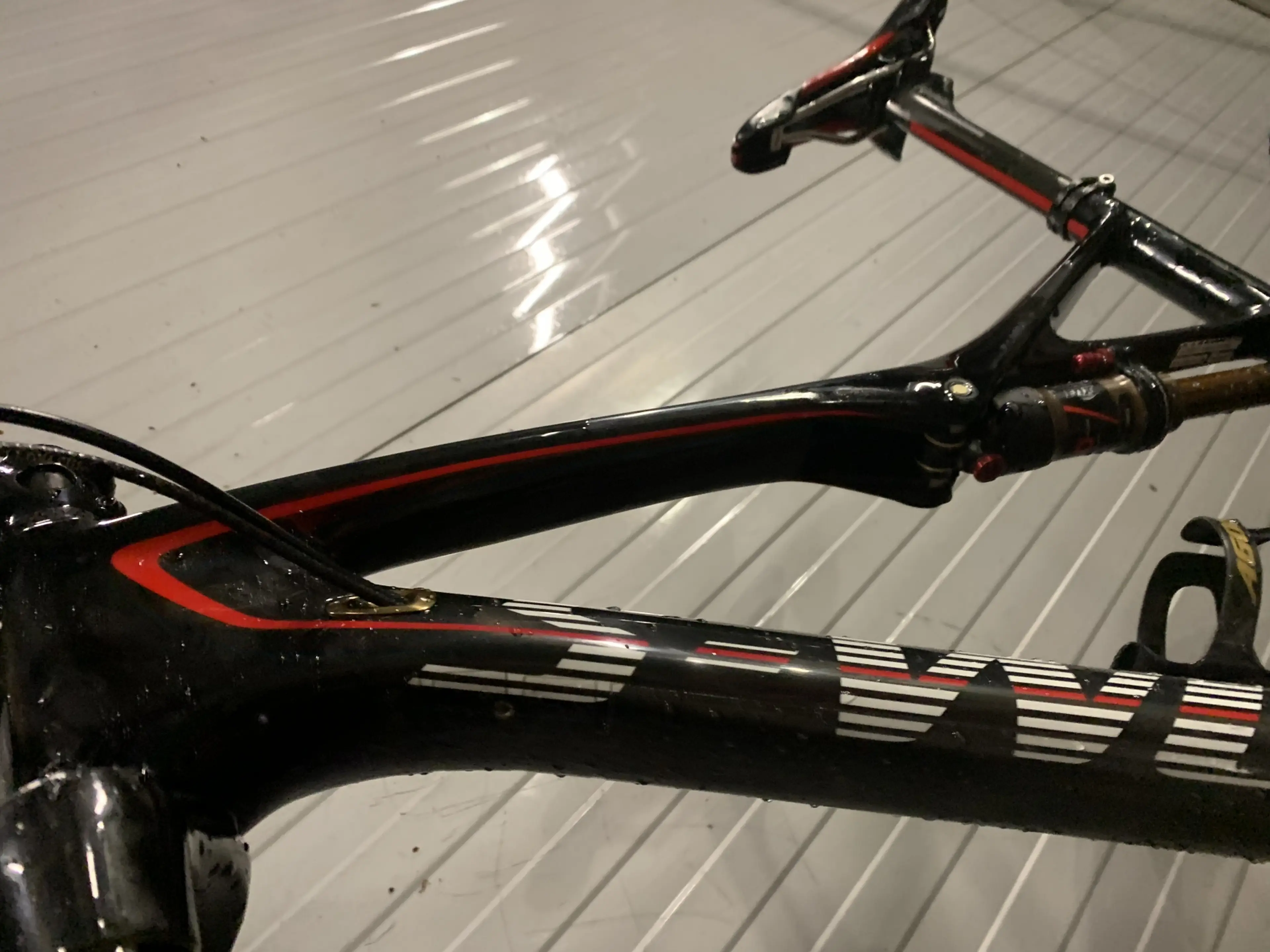 6. Vând Specialized S-Works Epic World Cup